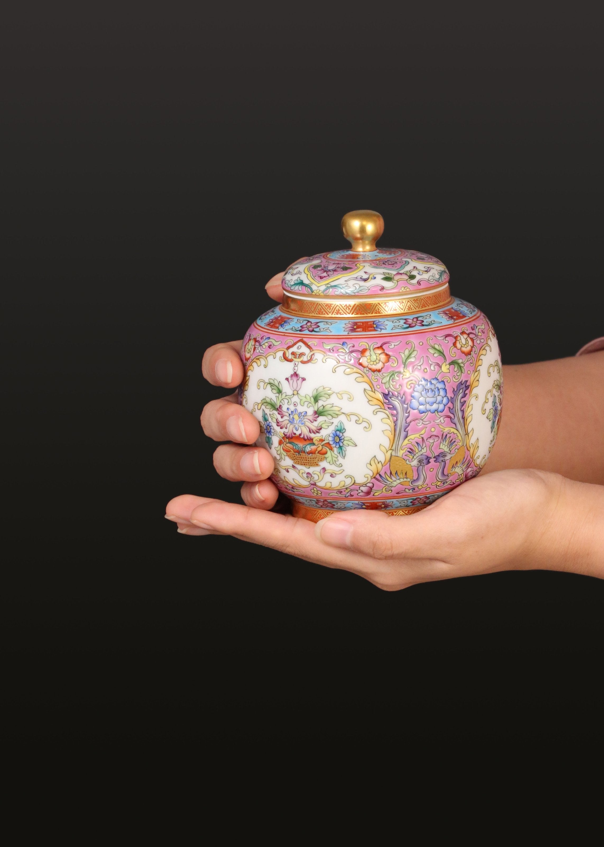 大雅斋珐琅彩花篮瑞凤茶叶罐