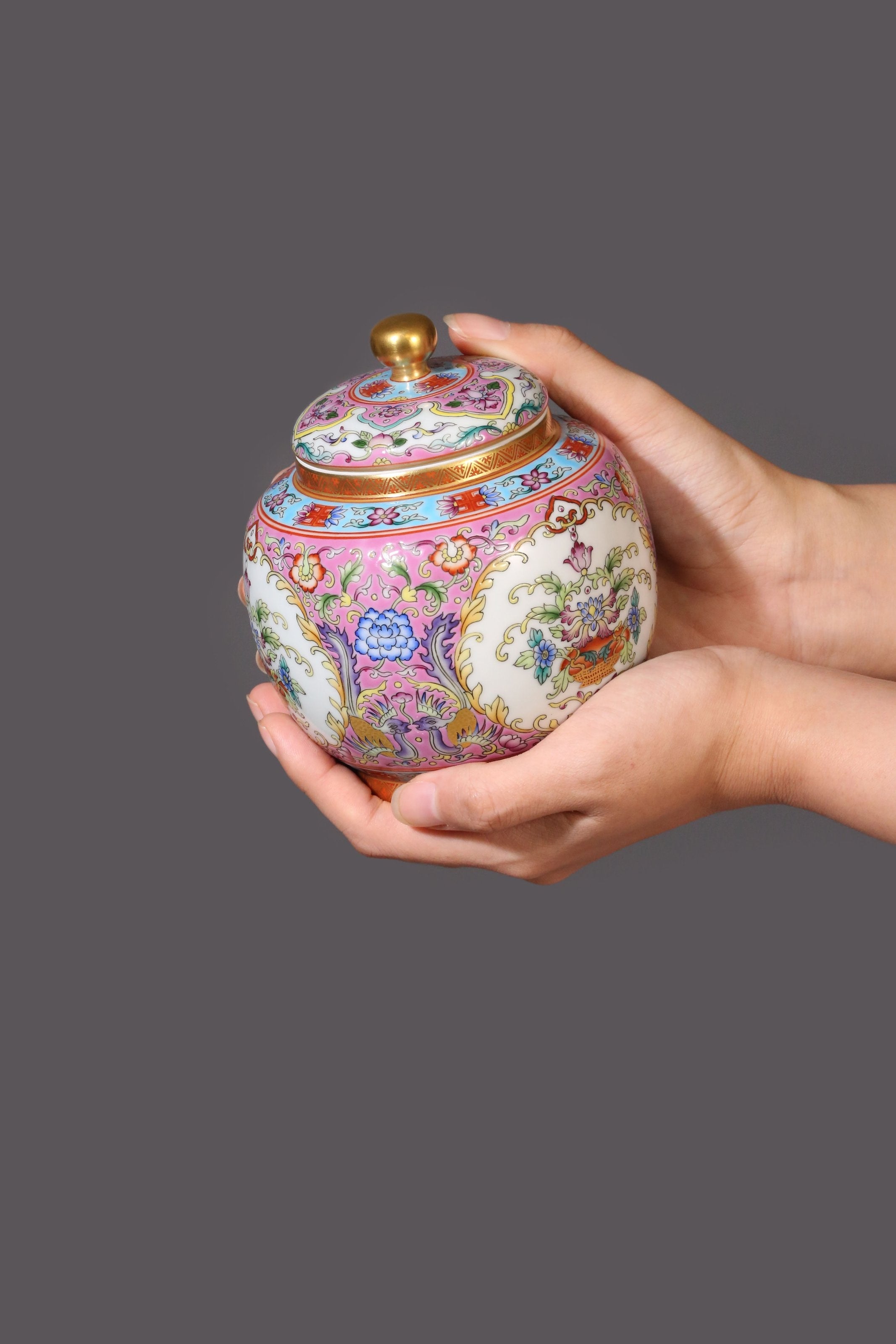 大雅斋珐琅彩花篮瑞凤茶叶罐