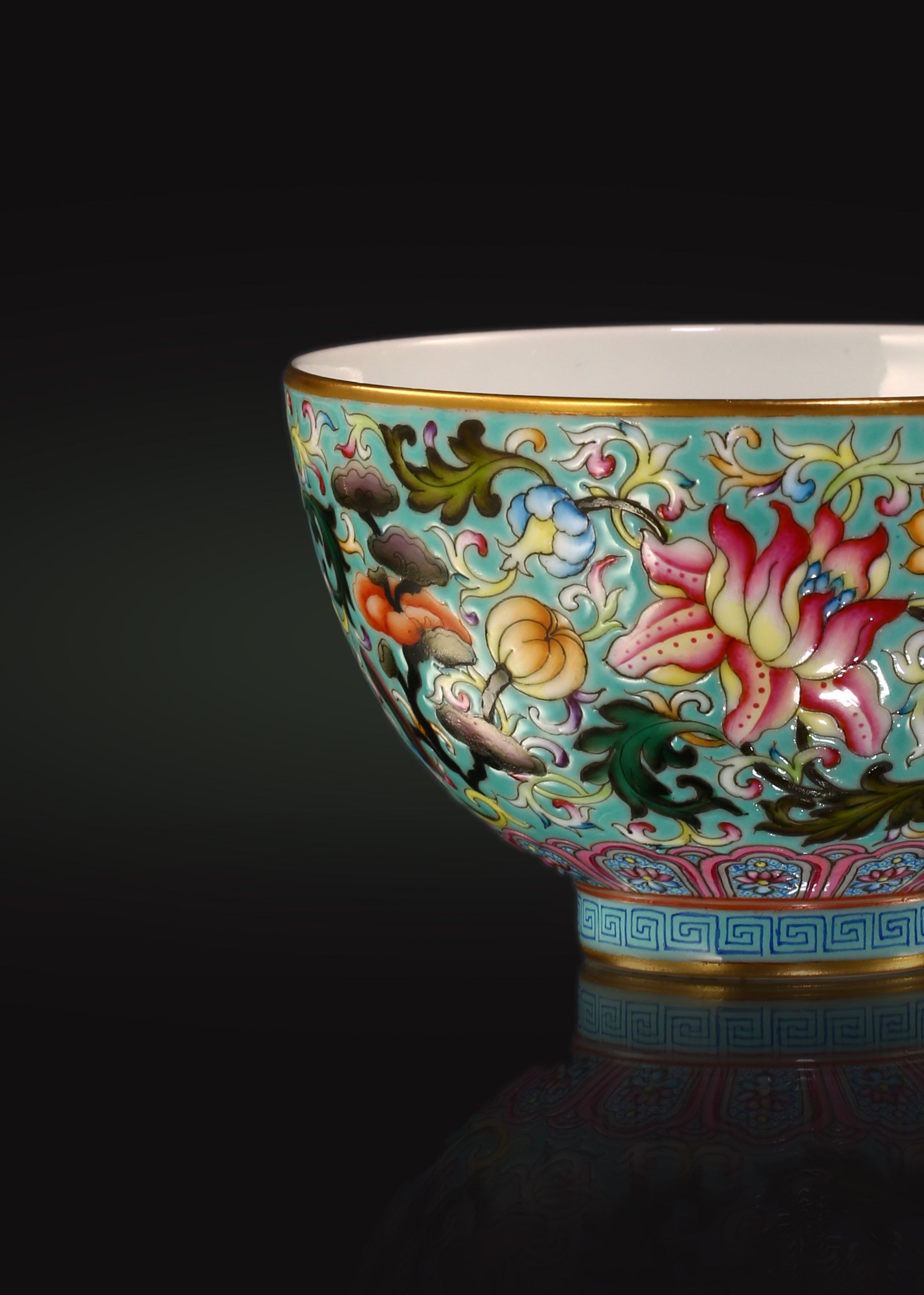 Enamel Chicken Heart Cup with Lingzhi Pattern