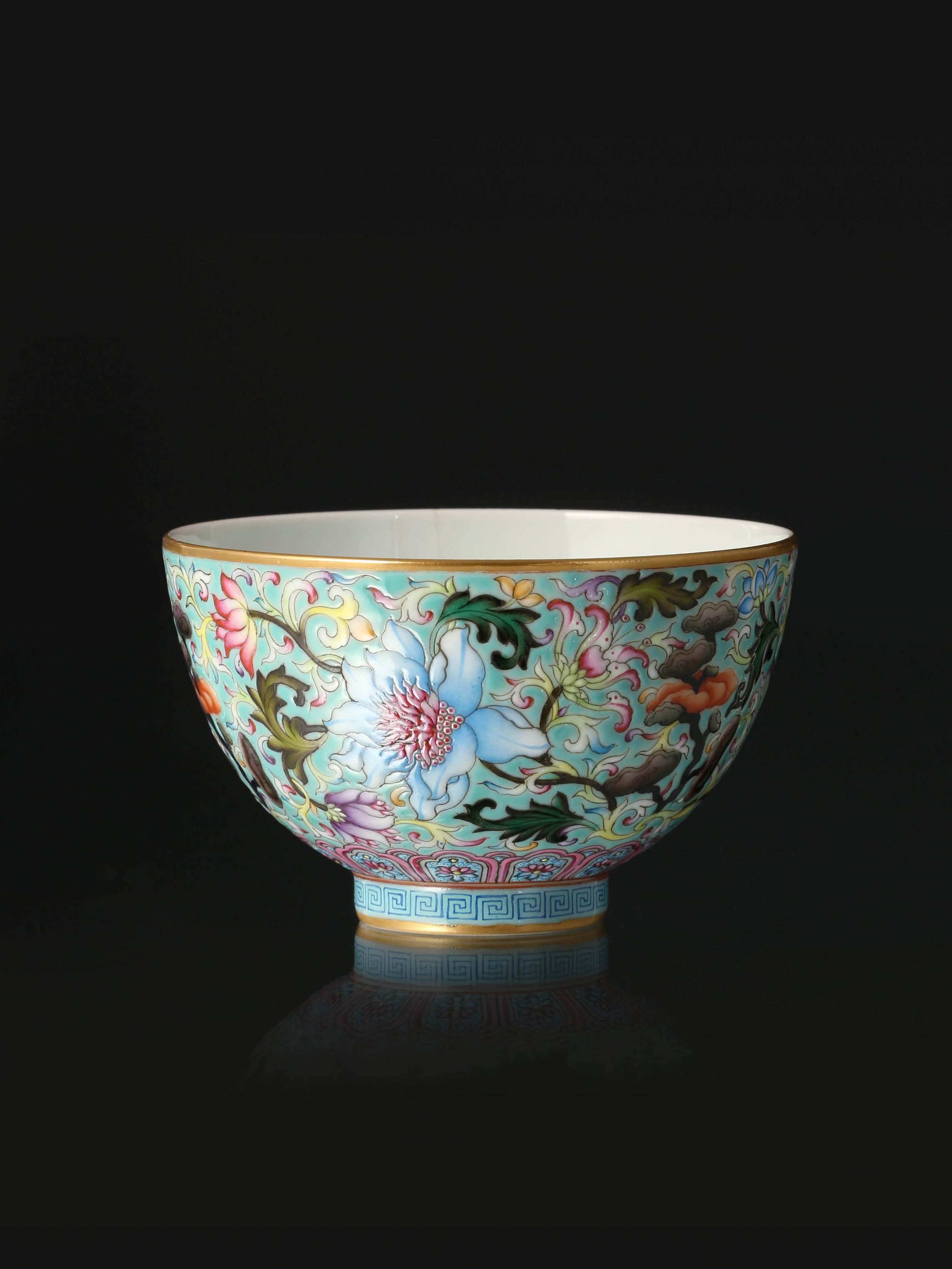 Enamel Chicken Heart Cup with Lingzhi Pattern