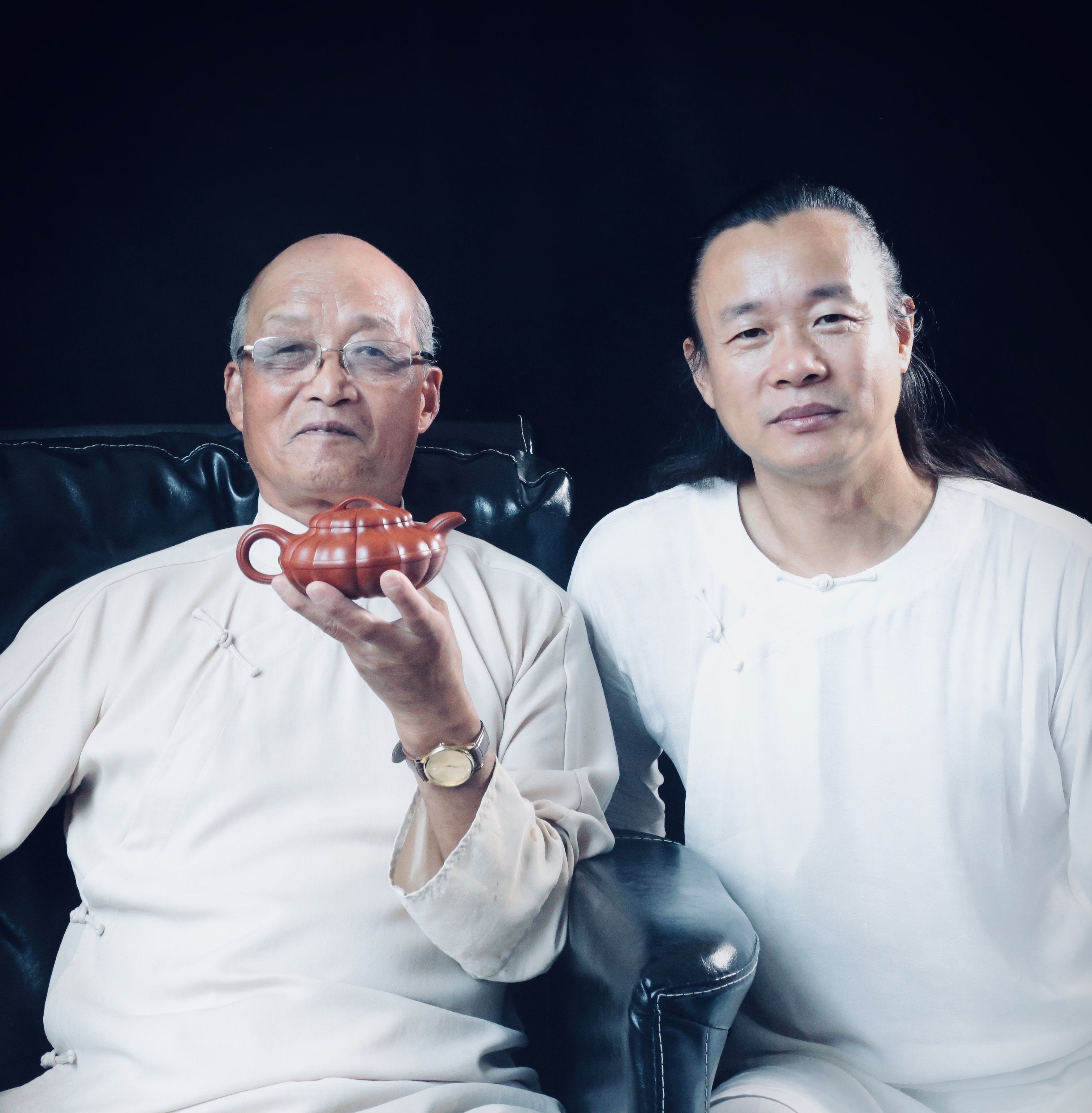 方立品制黄龙山朱泥六方梨形壶