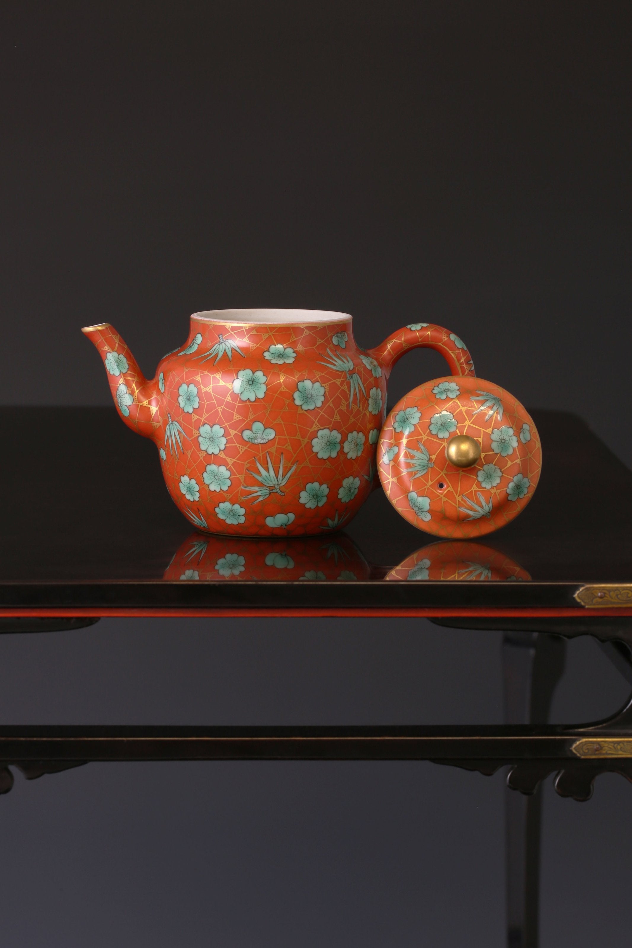 Iron-Red Ice Plum Palace Lantern Teapot