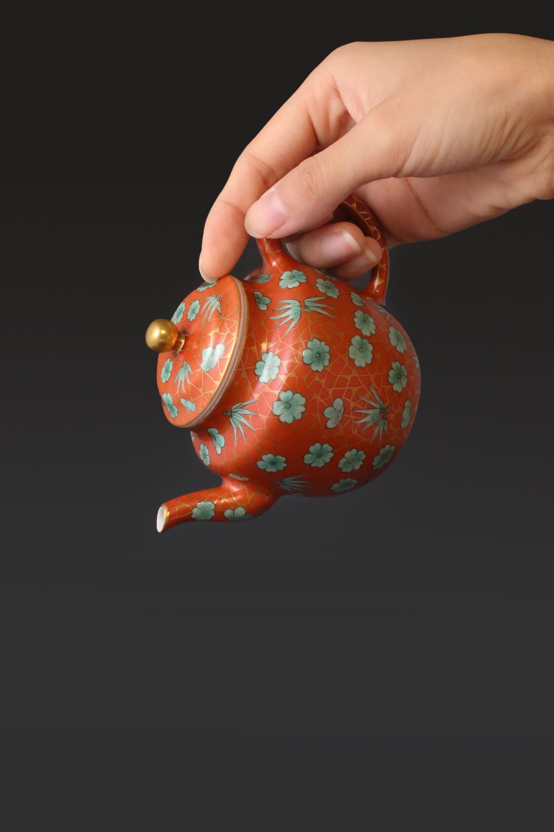 Iron-Red Ice Plum Palace Lantern Teapot