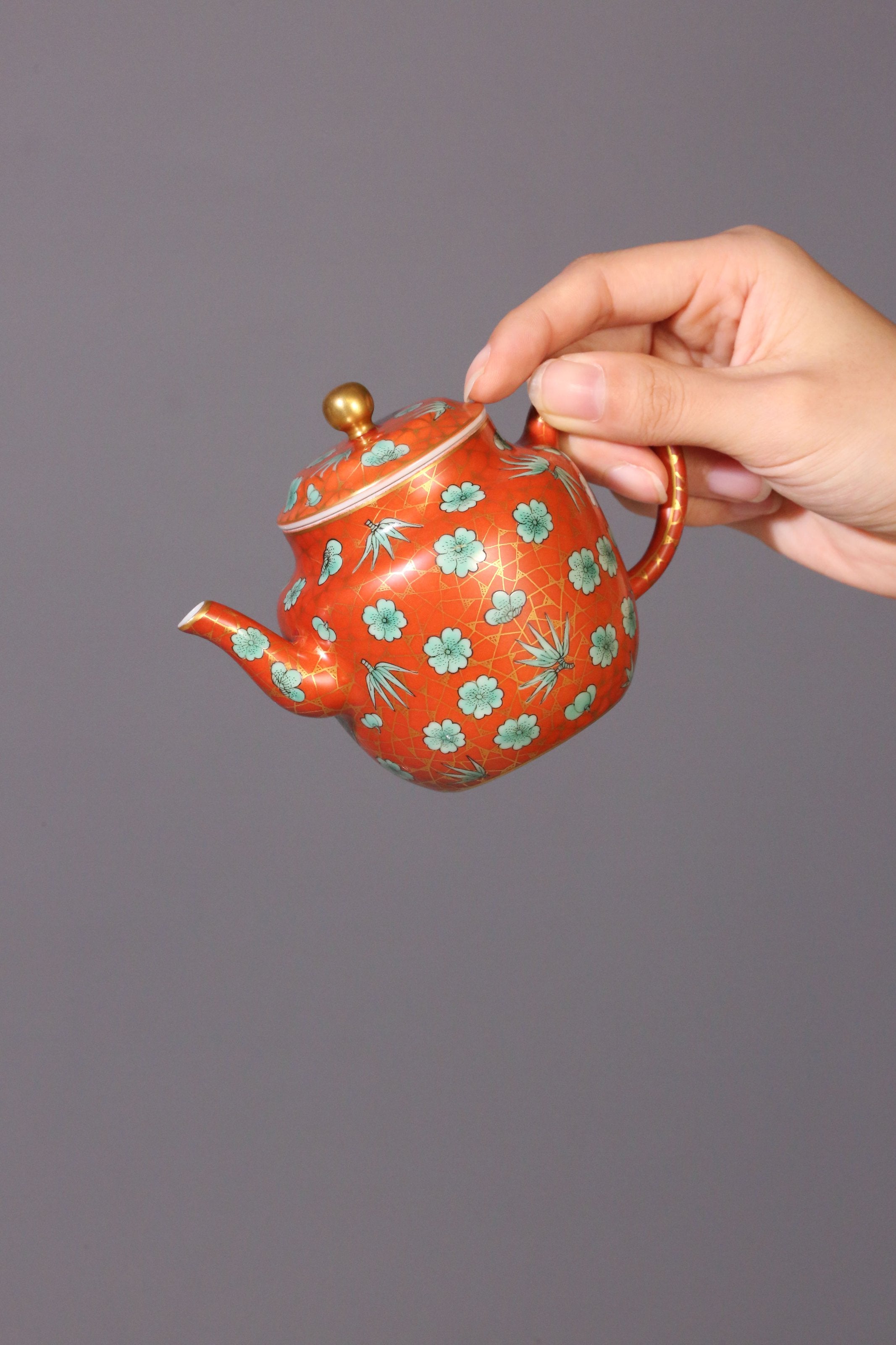 Iron-Red Ice Plum Palace Lantern Teapot