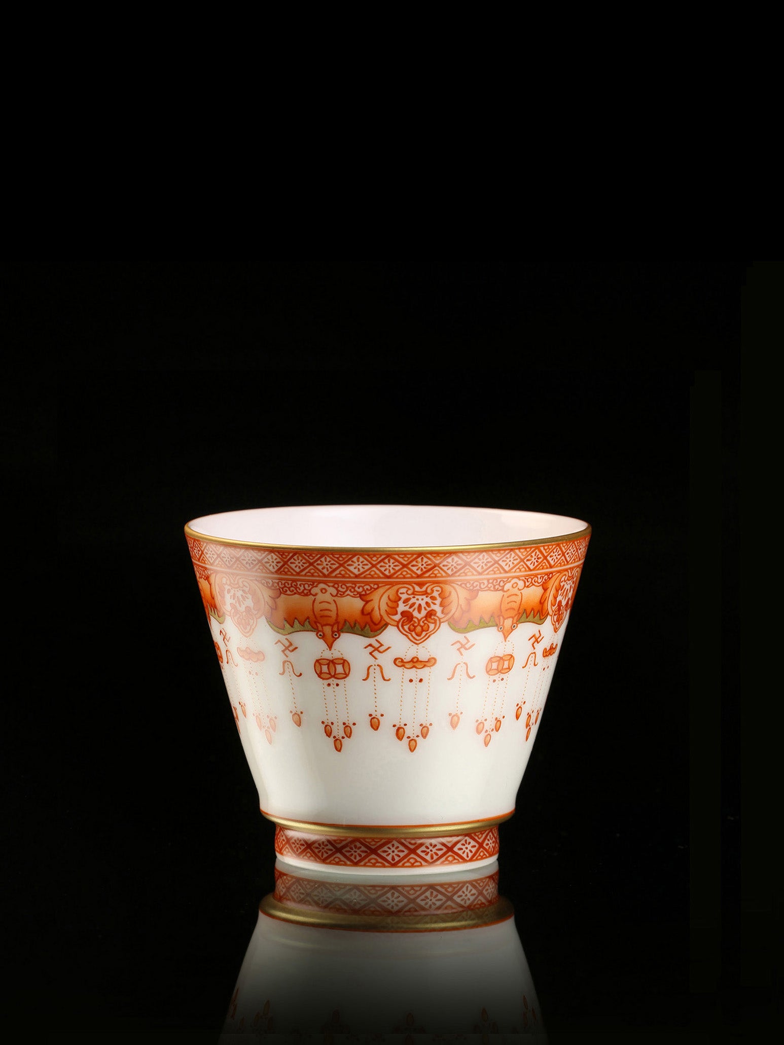 Iron-Red Lidded Bowl / Bell Cup Ground with Interlocking Lotus and Fu-Lu Motifs 