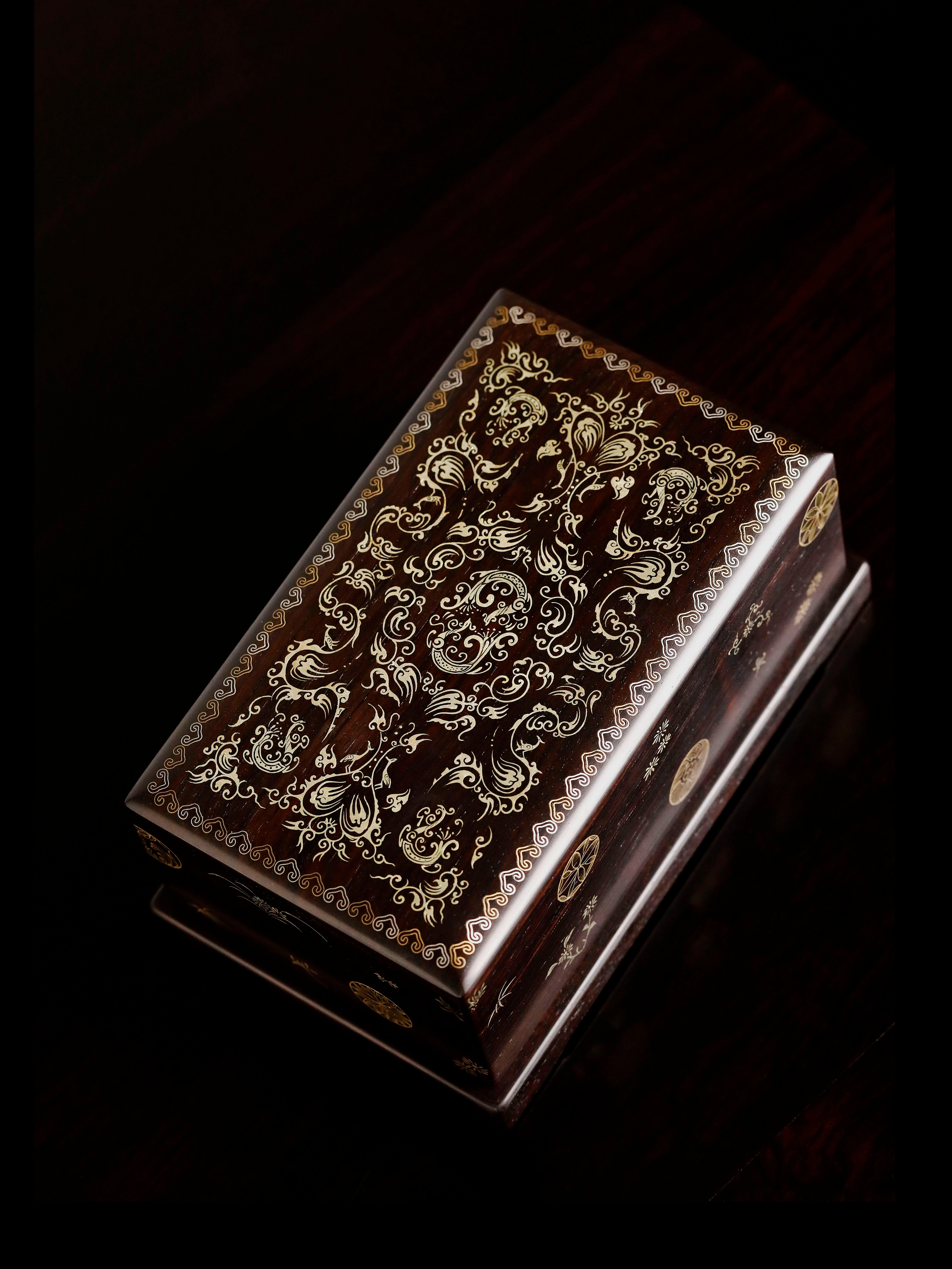 紫光檀喜上眉梢/凤鸟纹描金堆金盒