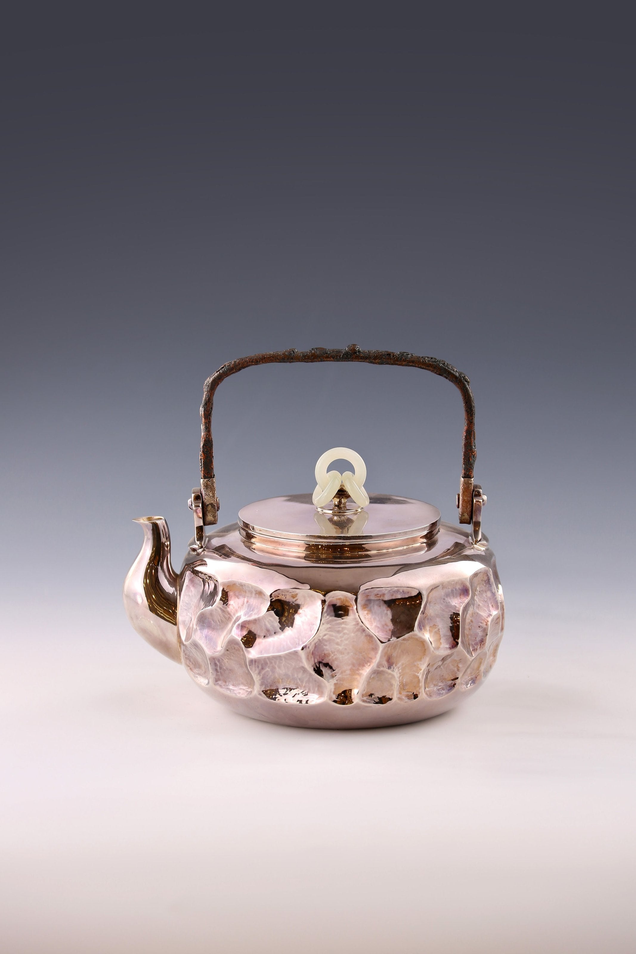 鬼岩目鐵把三環玉銀壺