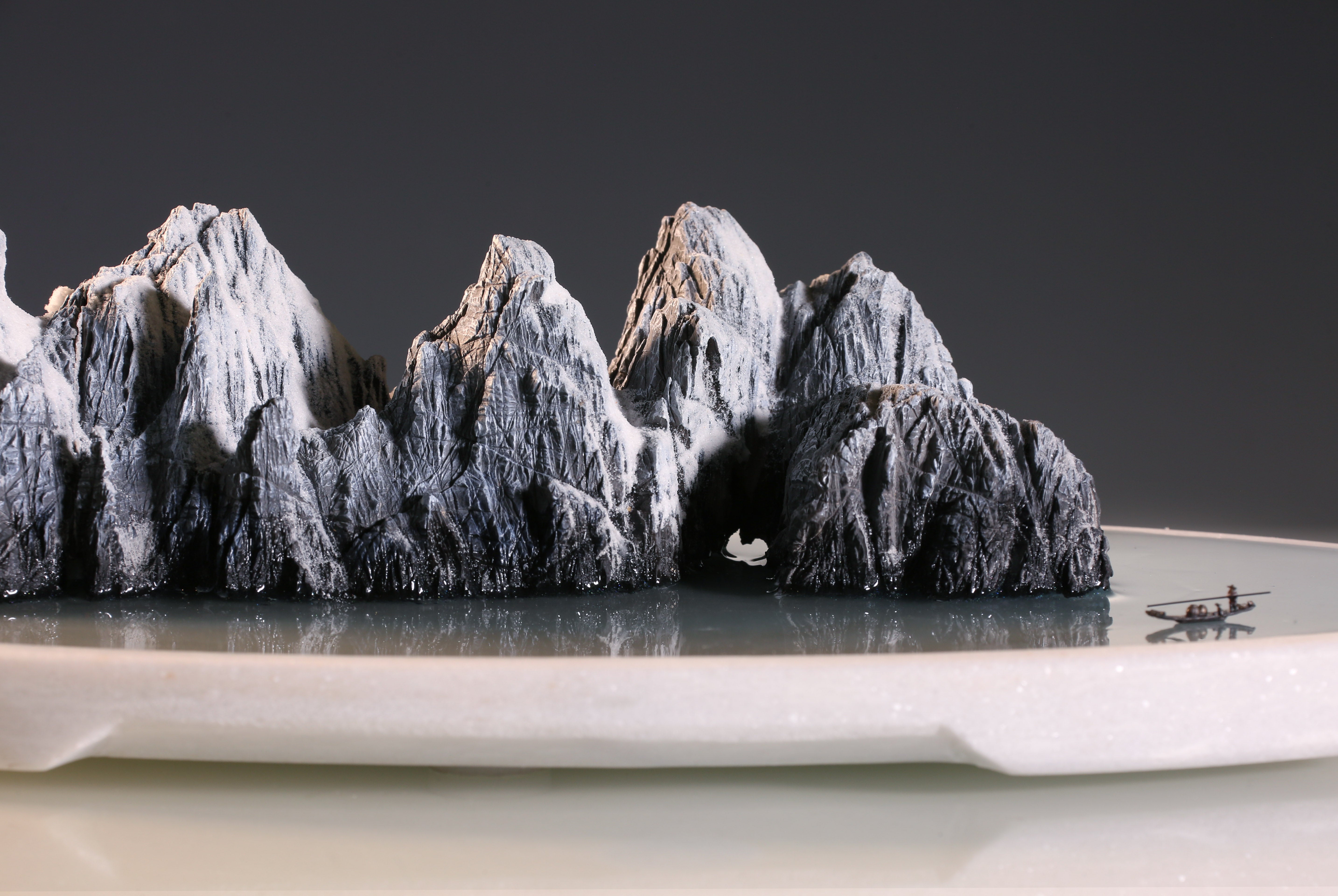 寒天归去晚-莲花石盆景