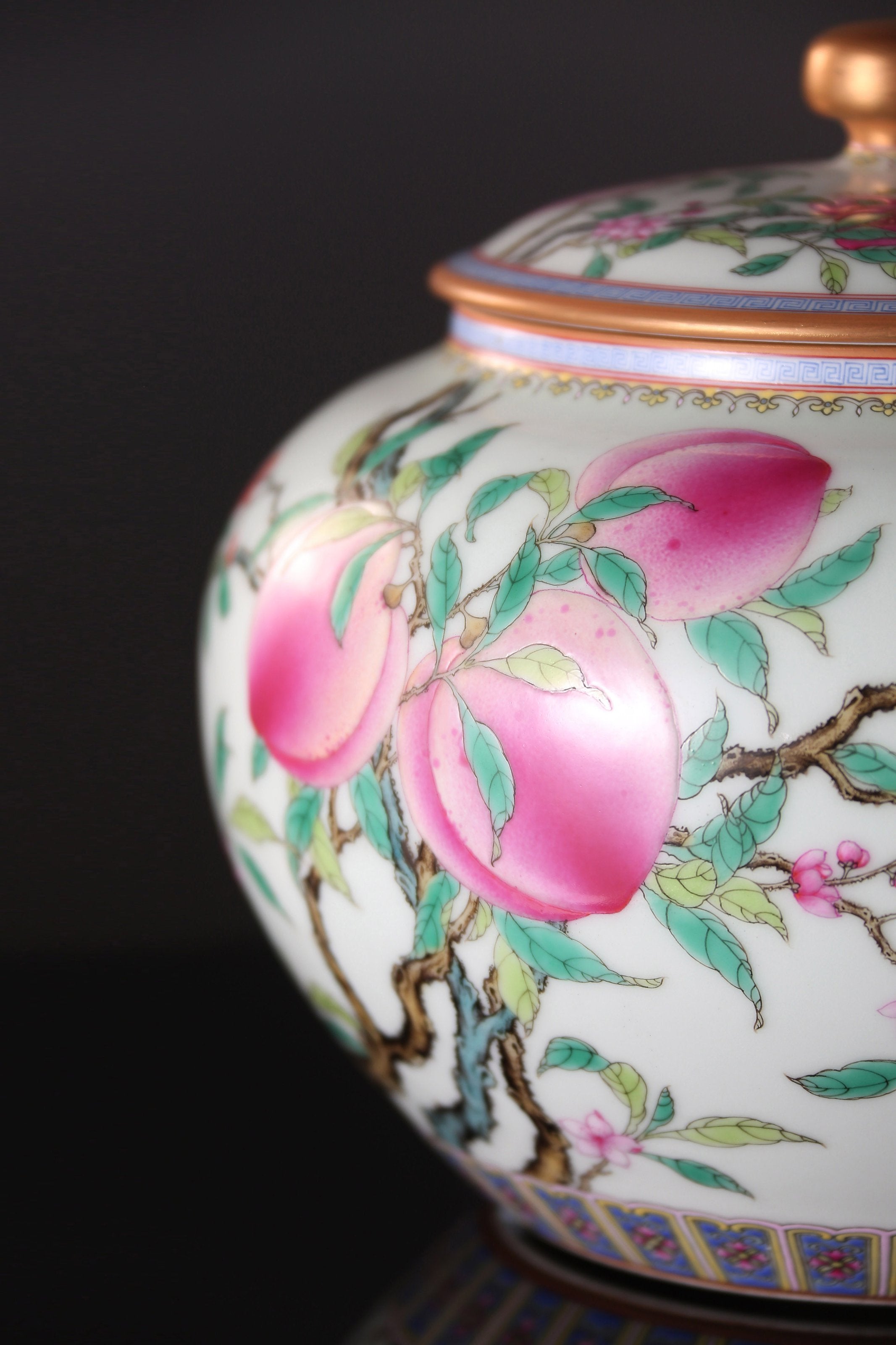 Famille Rose Three-Blessing Pearl Jar