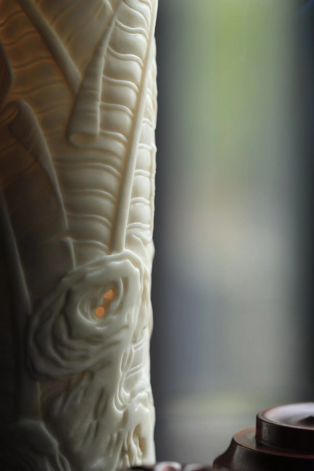 鹿角紫檀蕉石雅趣香筒