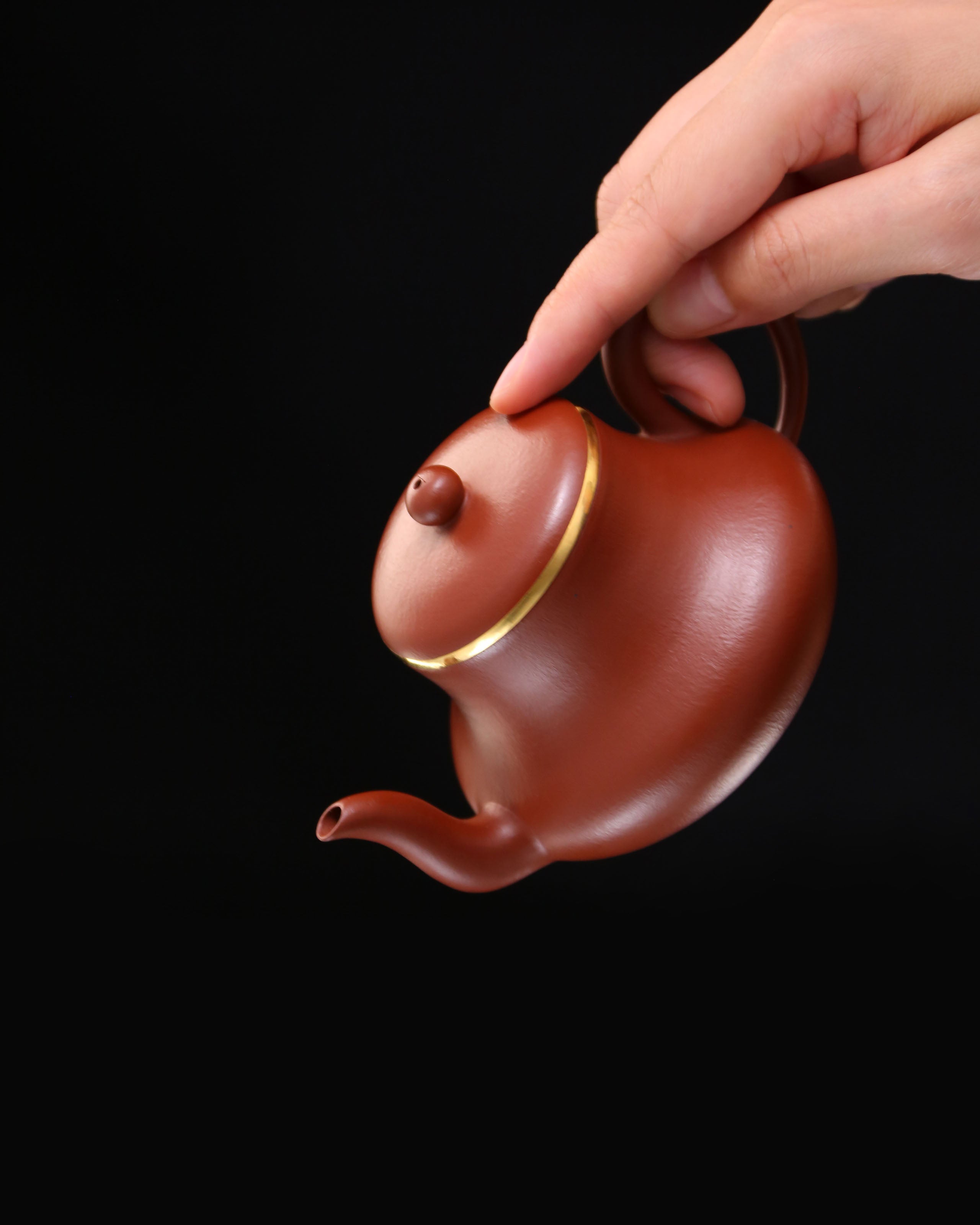 秦巡制赵庄老朱泥君德壶