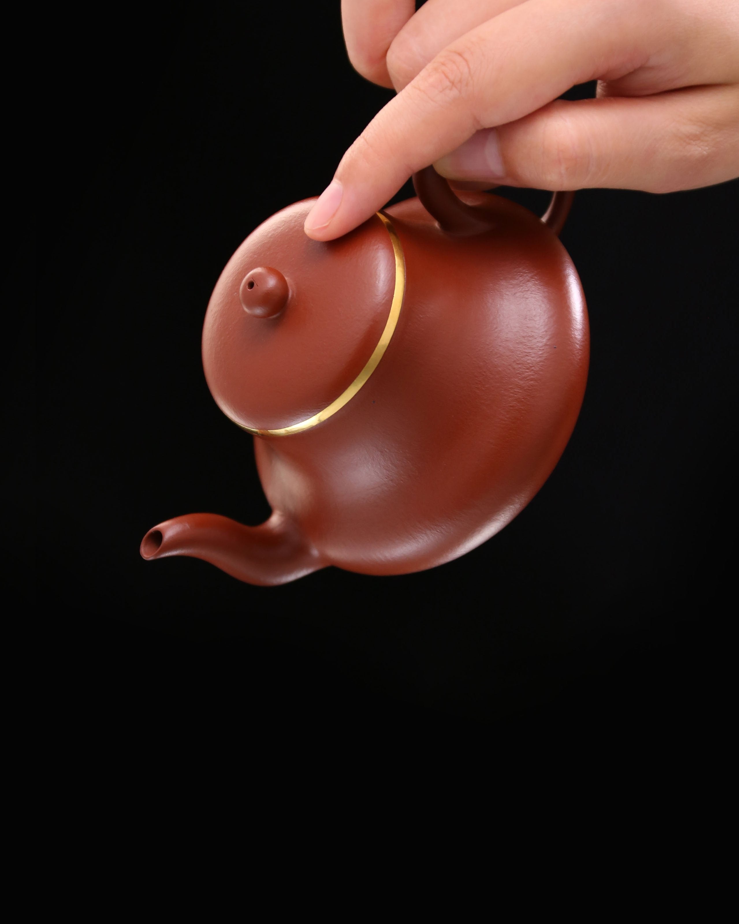 秦巡制赵庄老朱泥君德壶