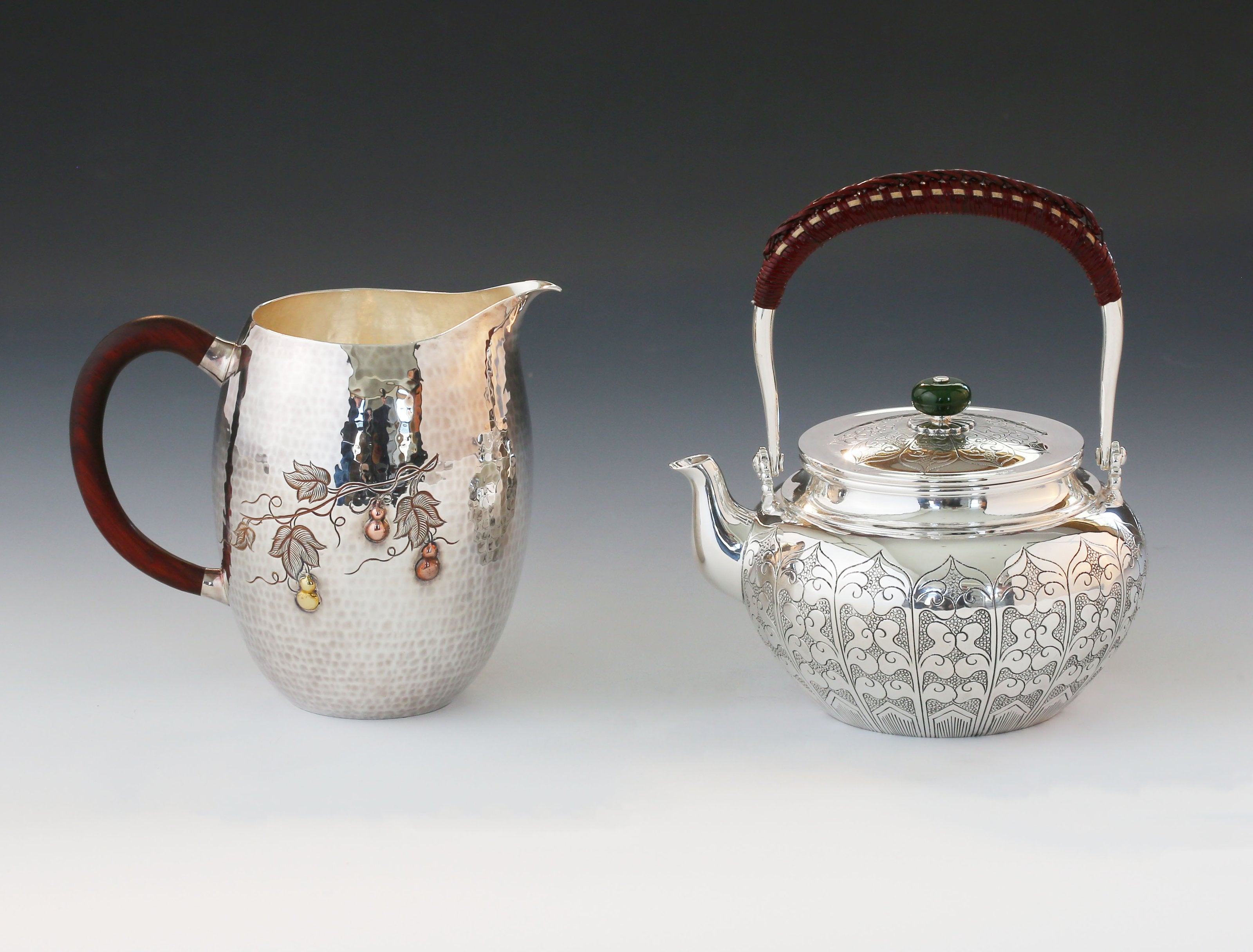 蓮瓣純銀提梁泡壺