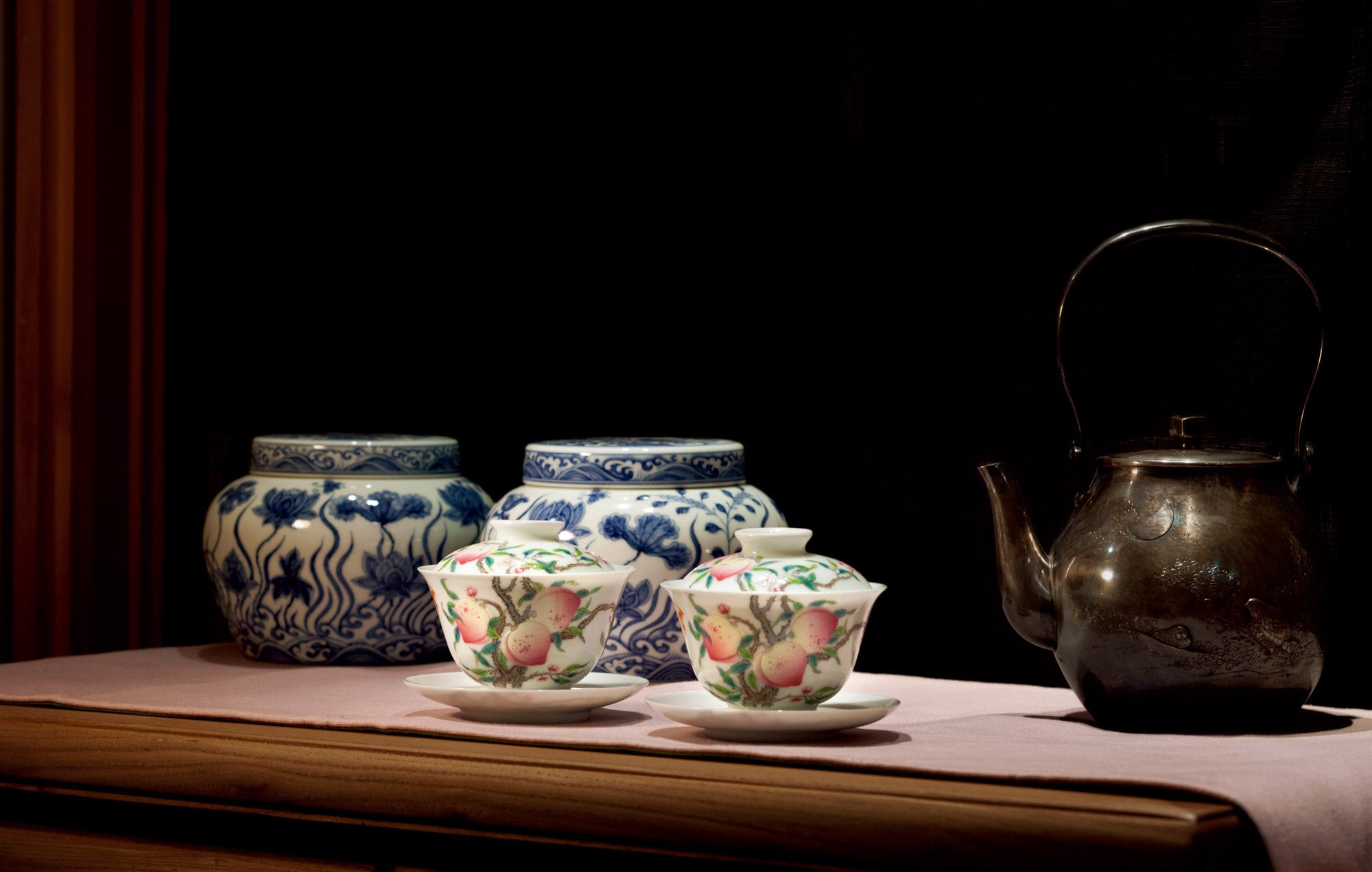 青花藻纹茶叶罐