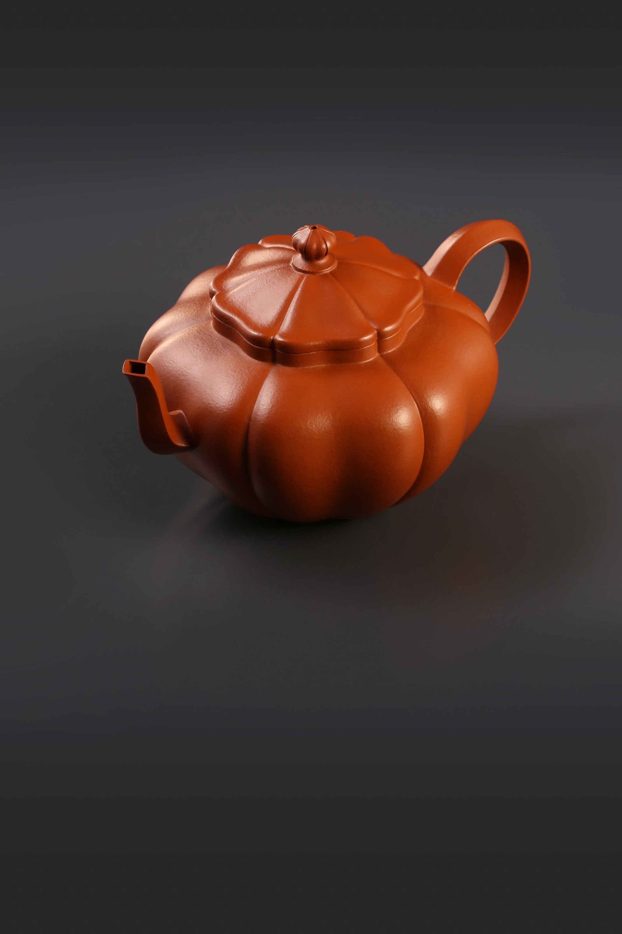 张丽妹制小煤窑朱泥六瓣葵花壶