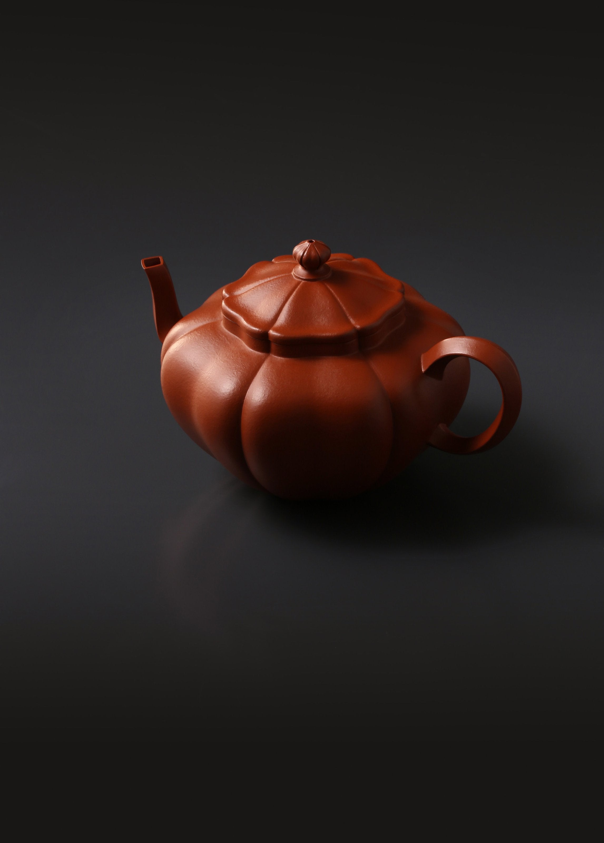 张丽妹制小煤窑朱泥六瓣葵花壶