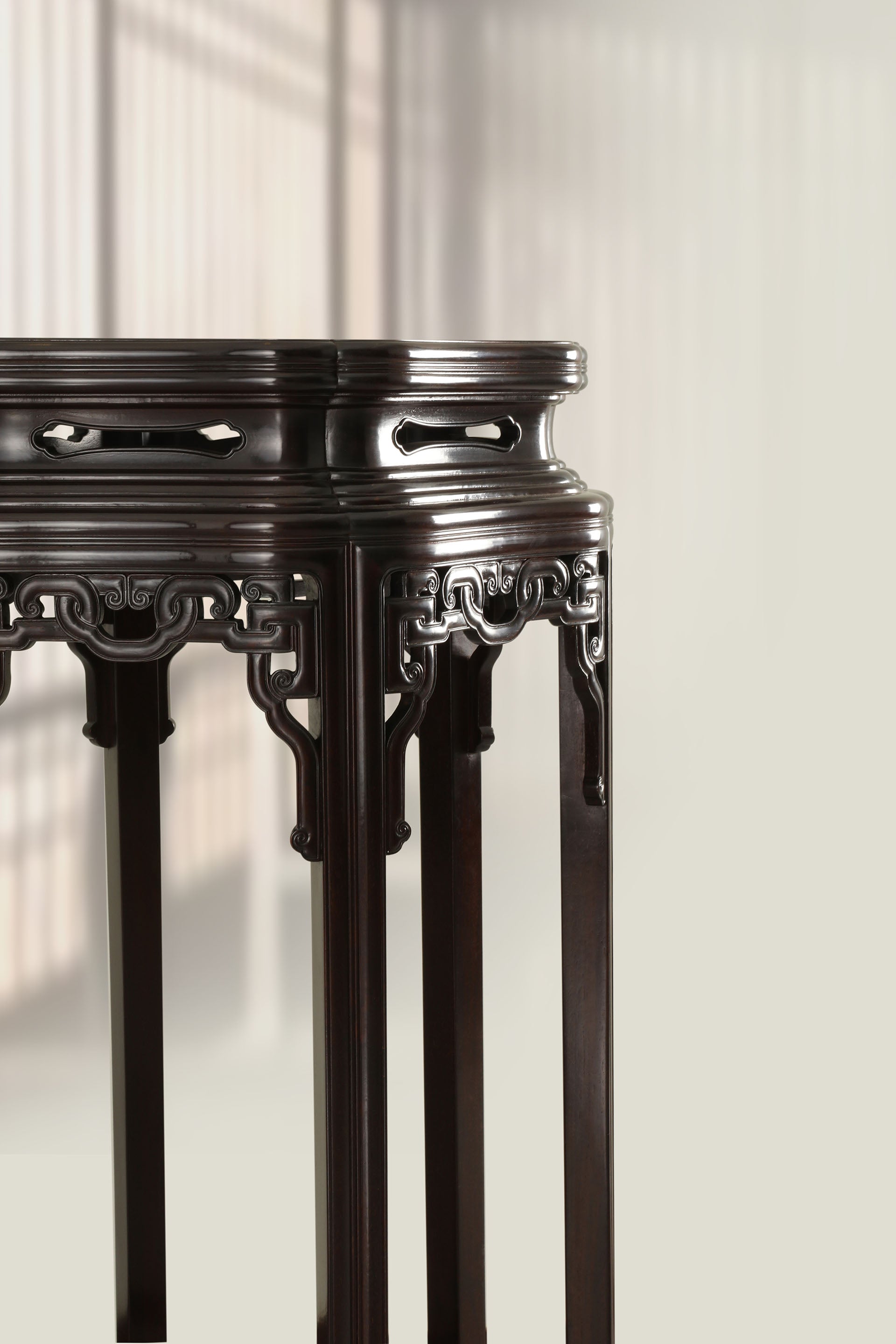 赞比亚紫檀 六角缠枝花几