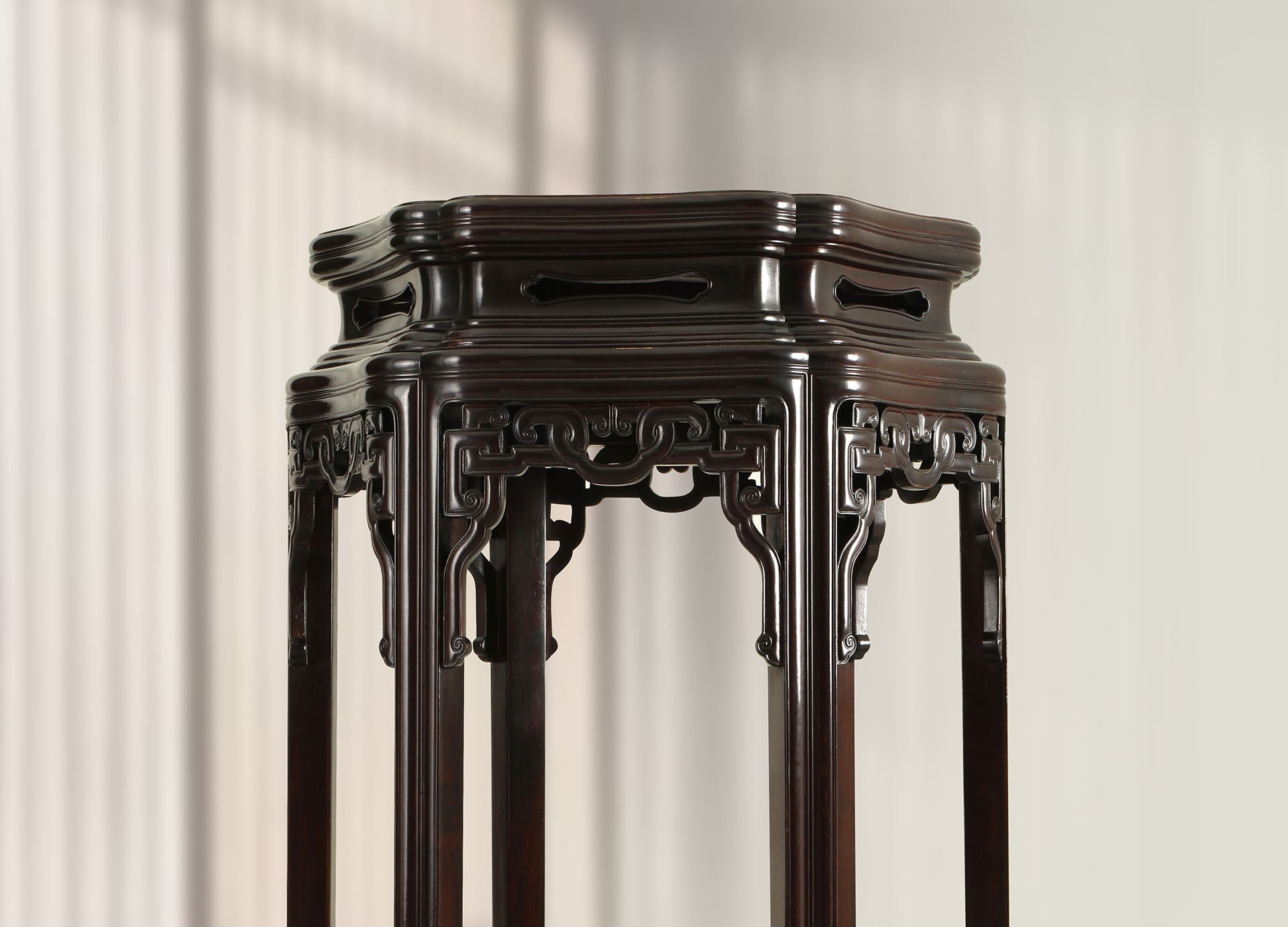 赞比亚紫檀 六角缠枝花几