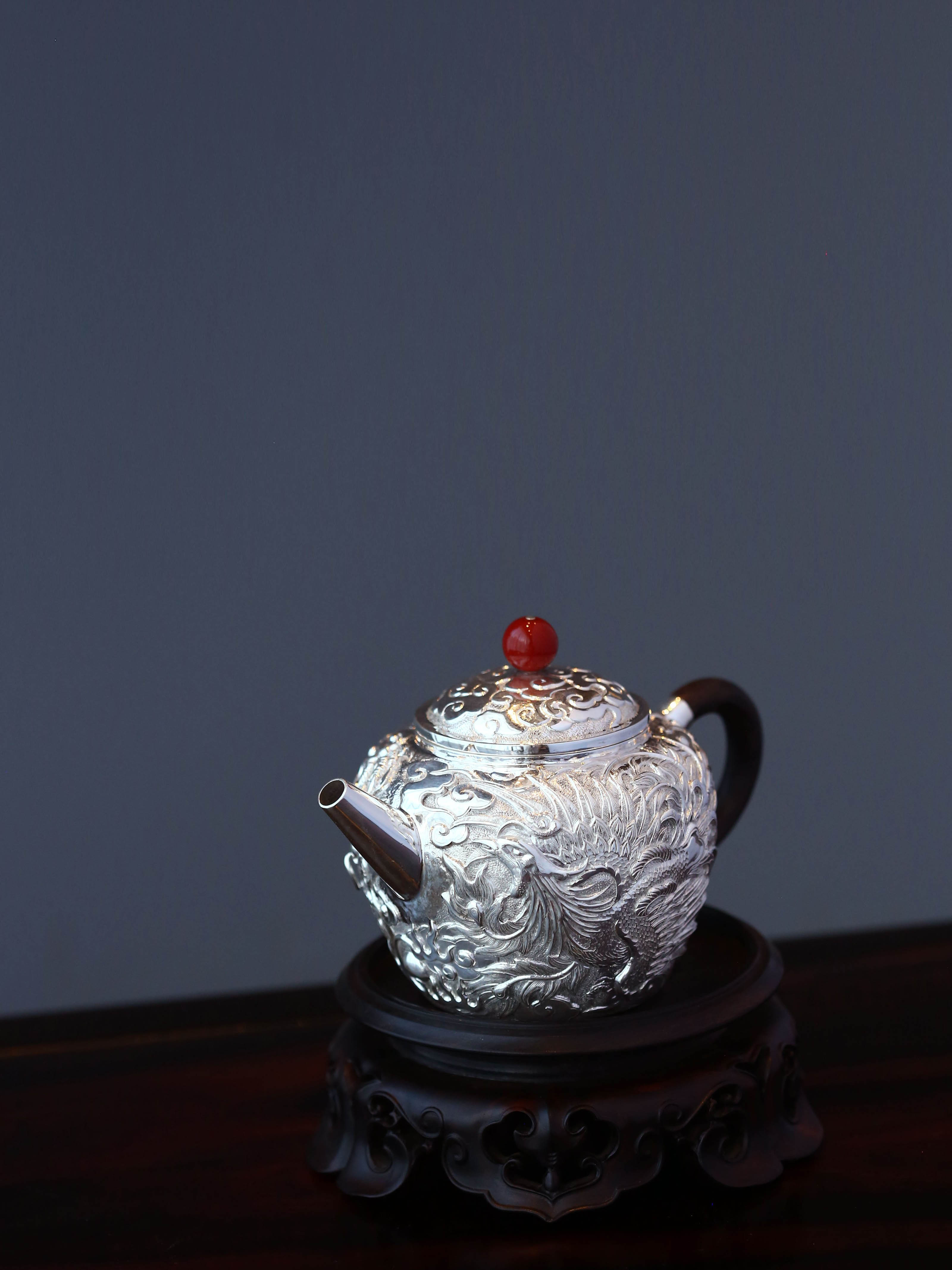龙凤纯银泡壶