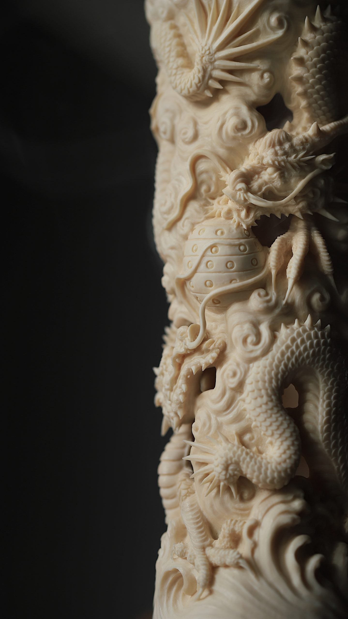 猛犸牙雕龙纹香炉