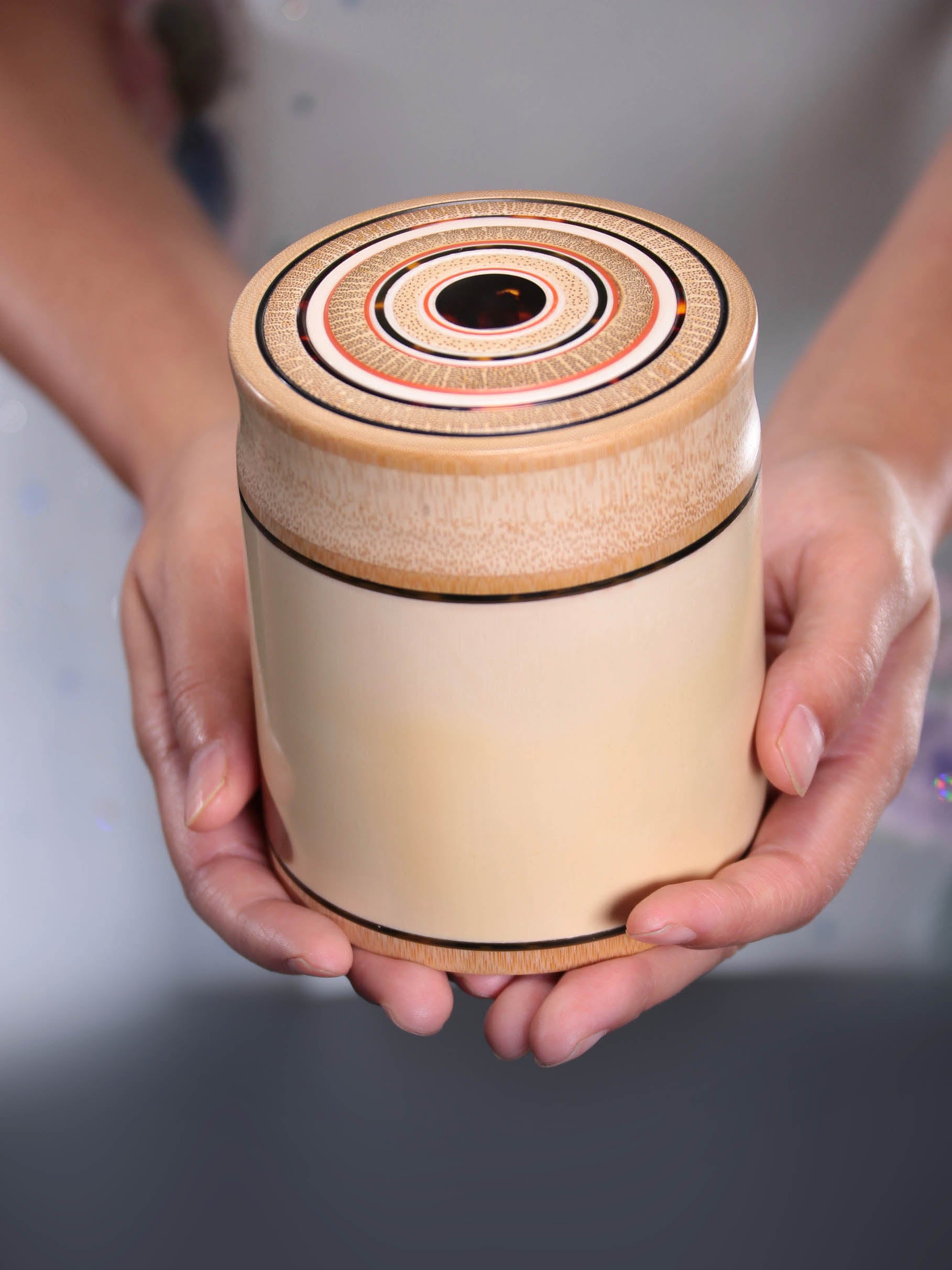 猛犸牙镶嵌竹茶叶罐