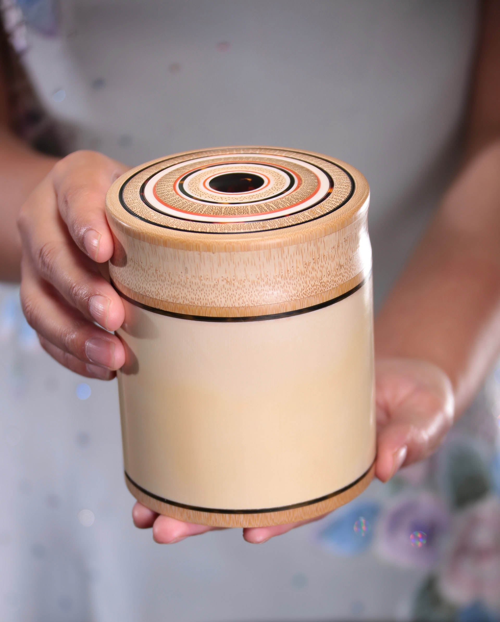 猛犸牙镶嵌竹茶叶罐