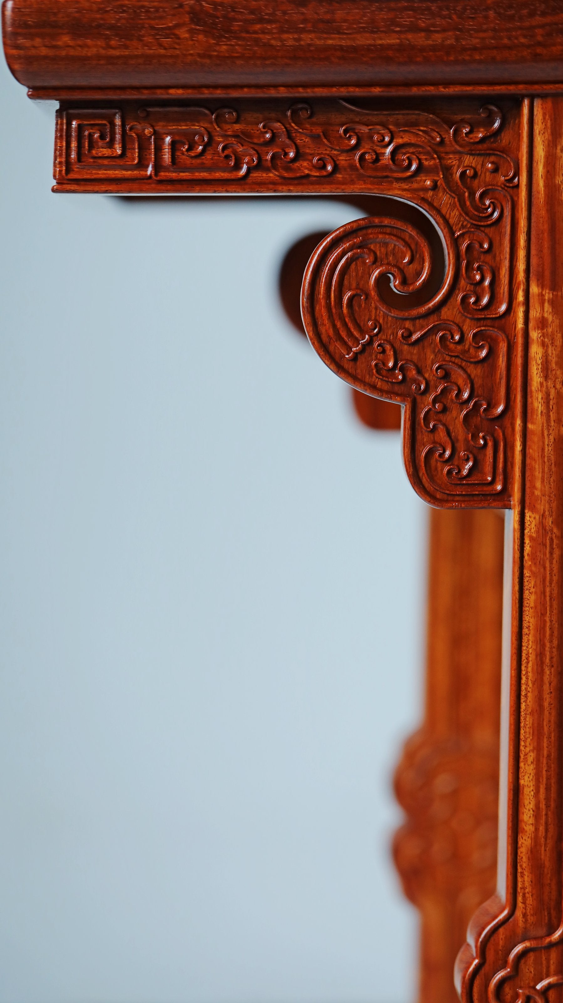 缅花雕花平头案