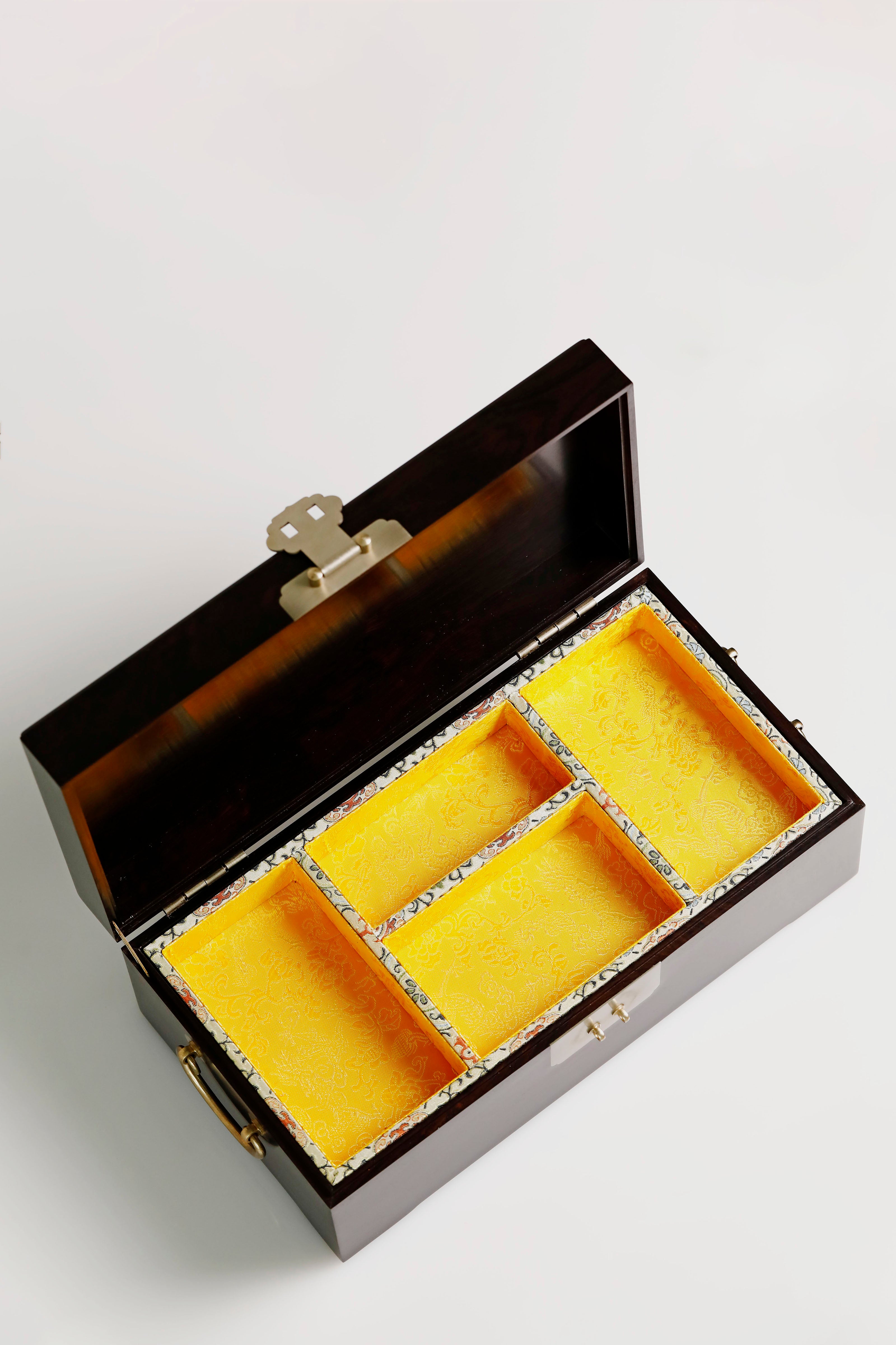 紫光檀鸳鸯戏水/博古图描金盒