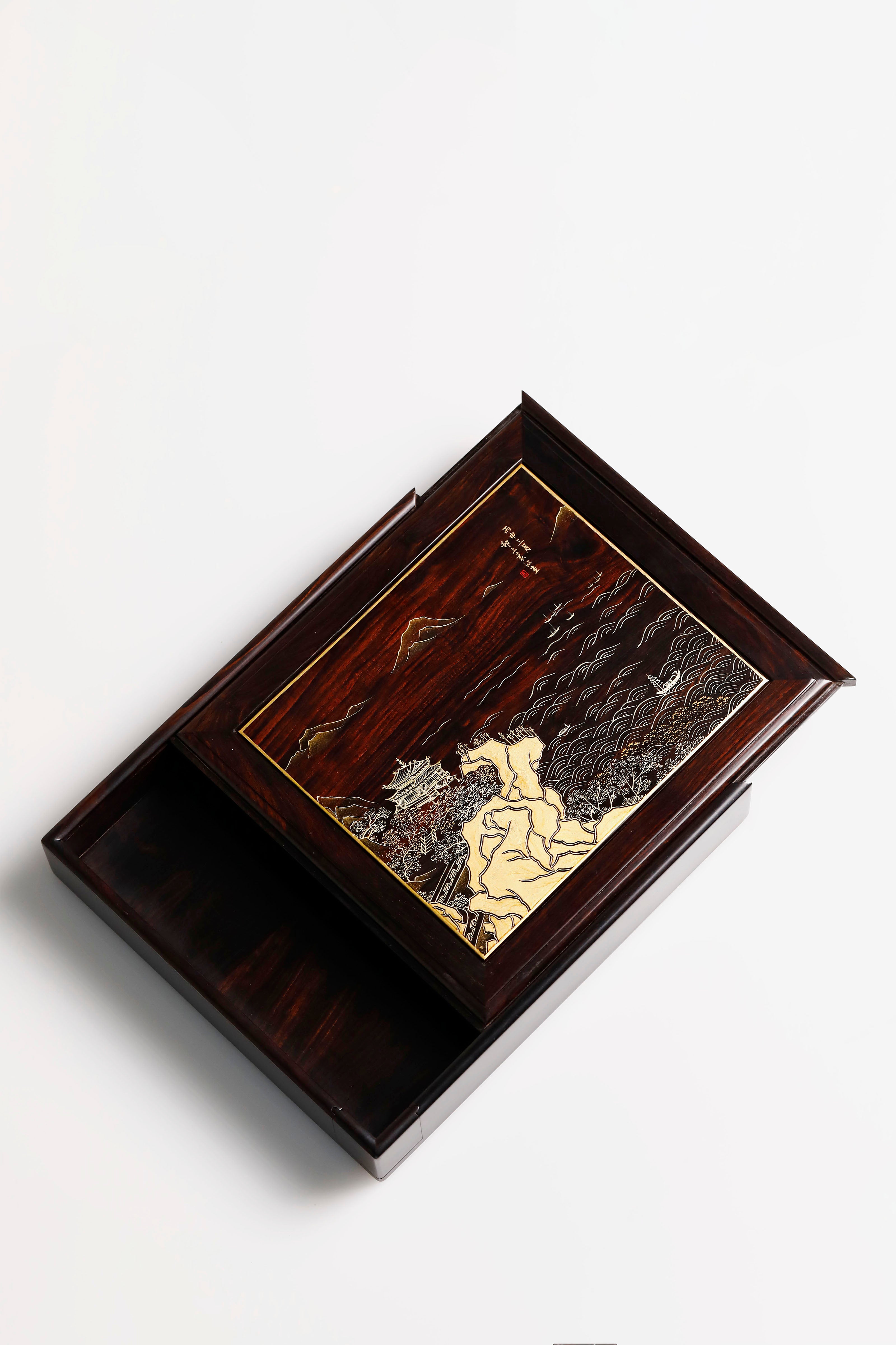 紫光檀观潮图描金抽拉茶盒