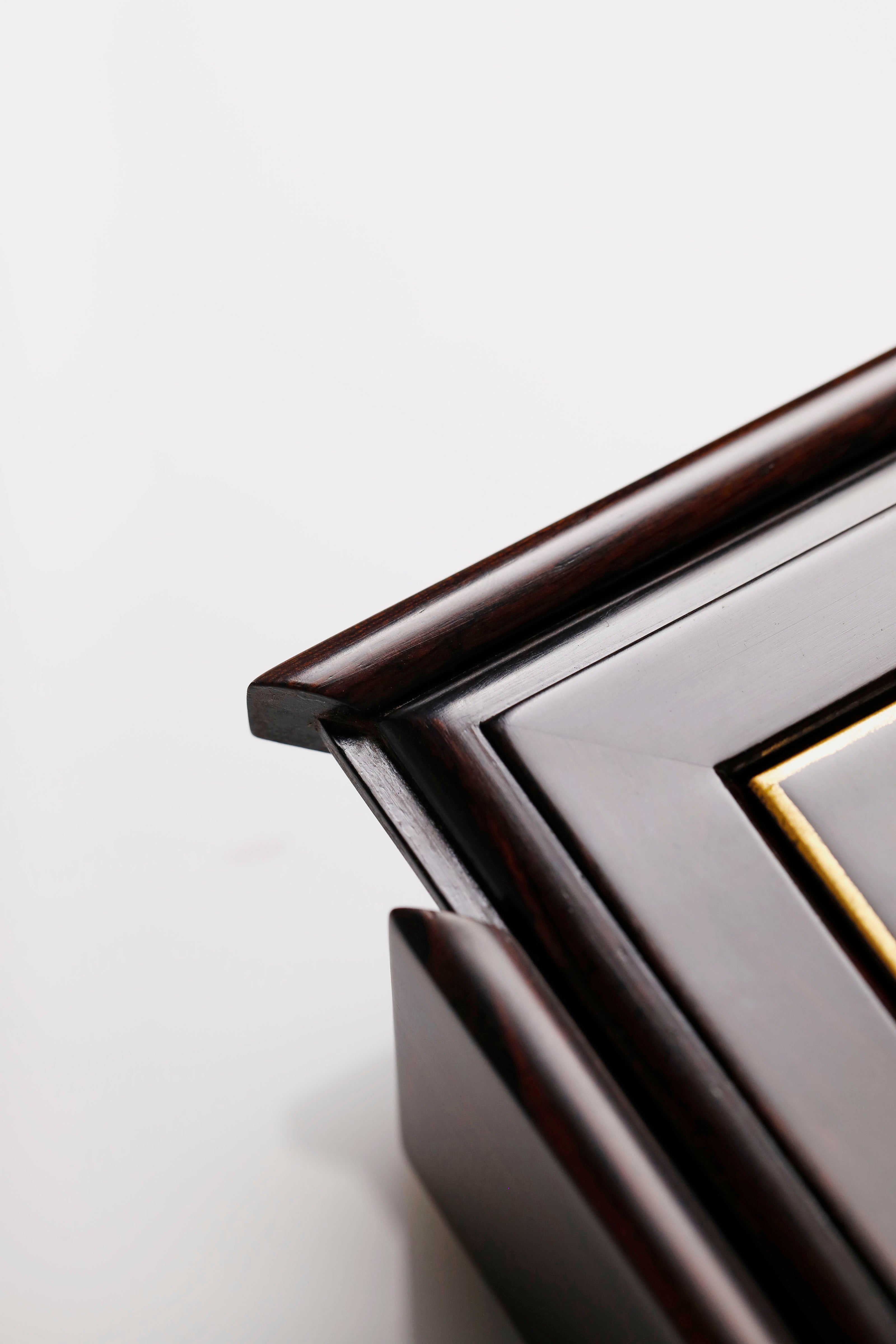 紫光檀观潮图描金抽拉茶盒