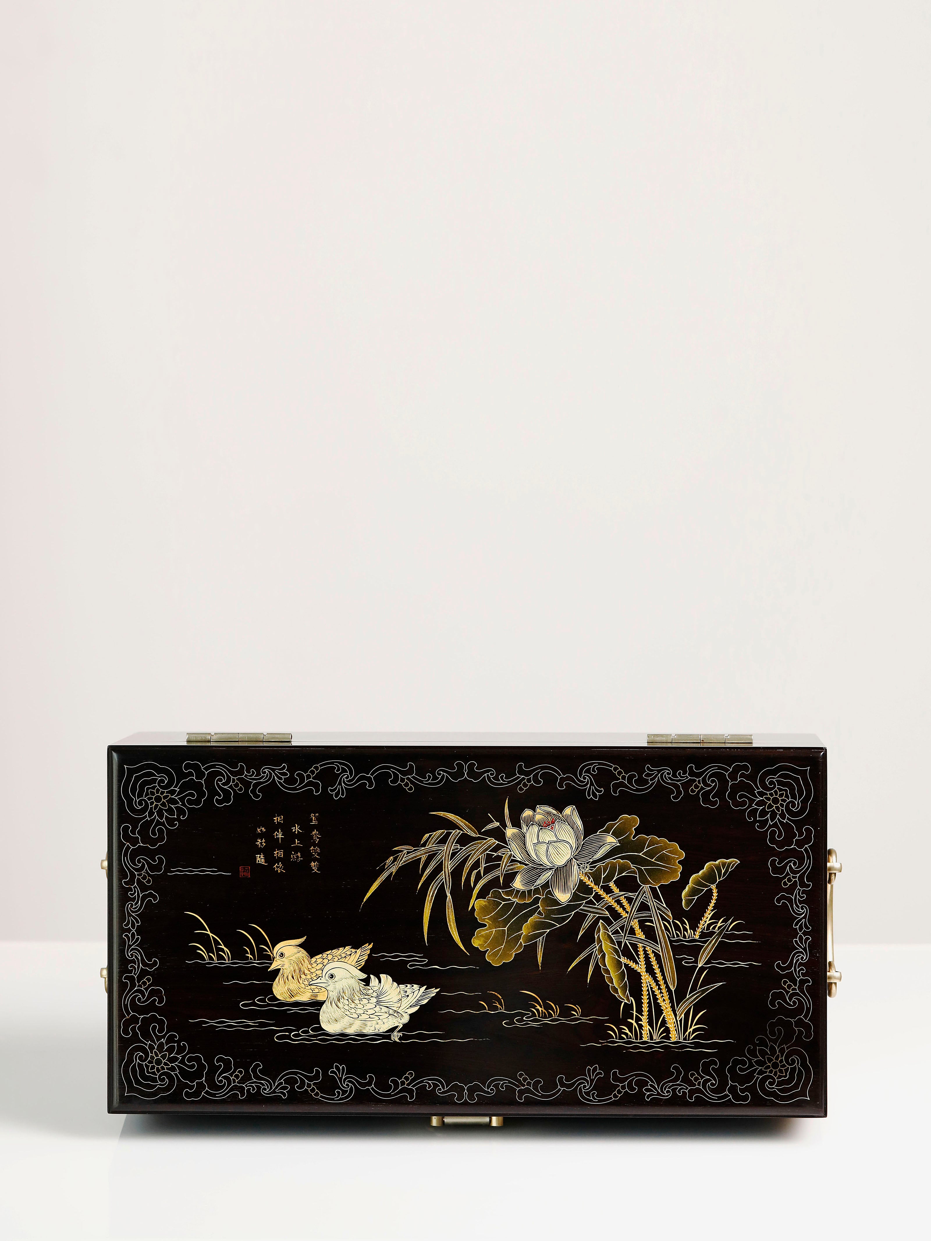 紫光檀鸳鸯戏水/博古图描金盒