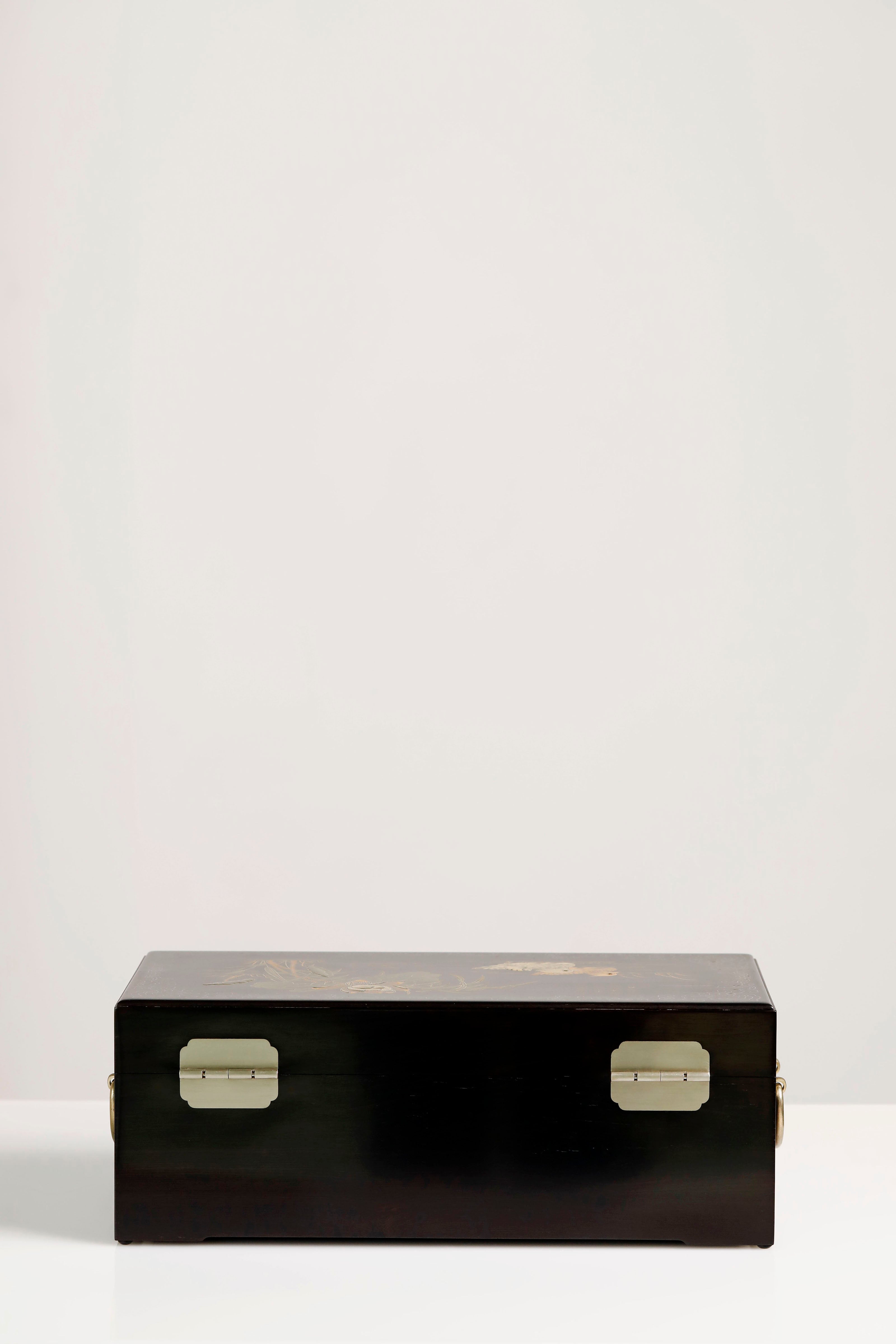 紫光檀鸳鸯戏水/博古图描金盒