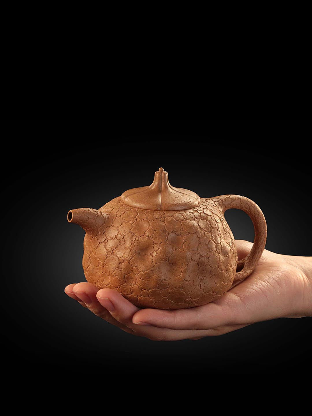 Pumpkin-shaped clay teapot for spring offering