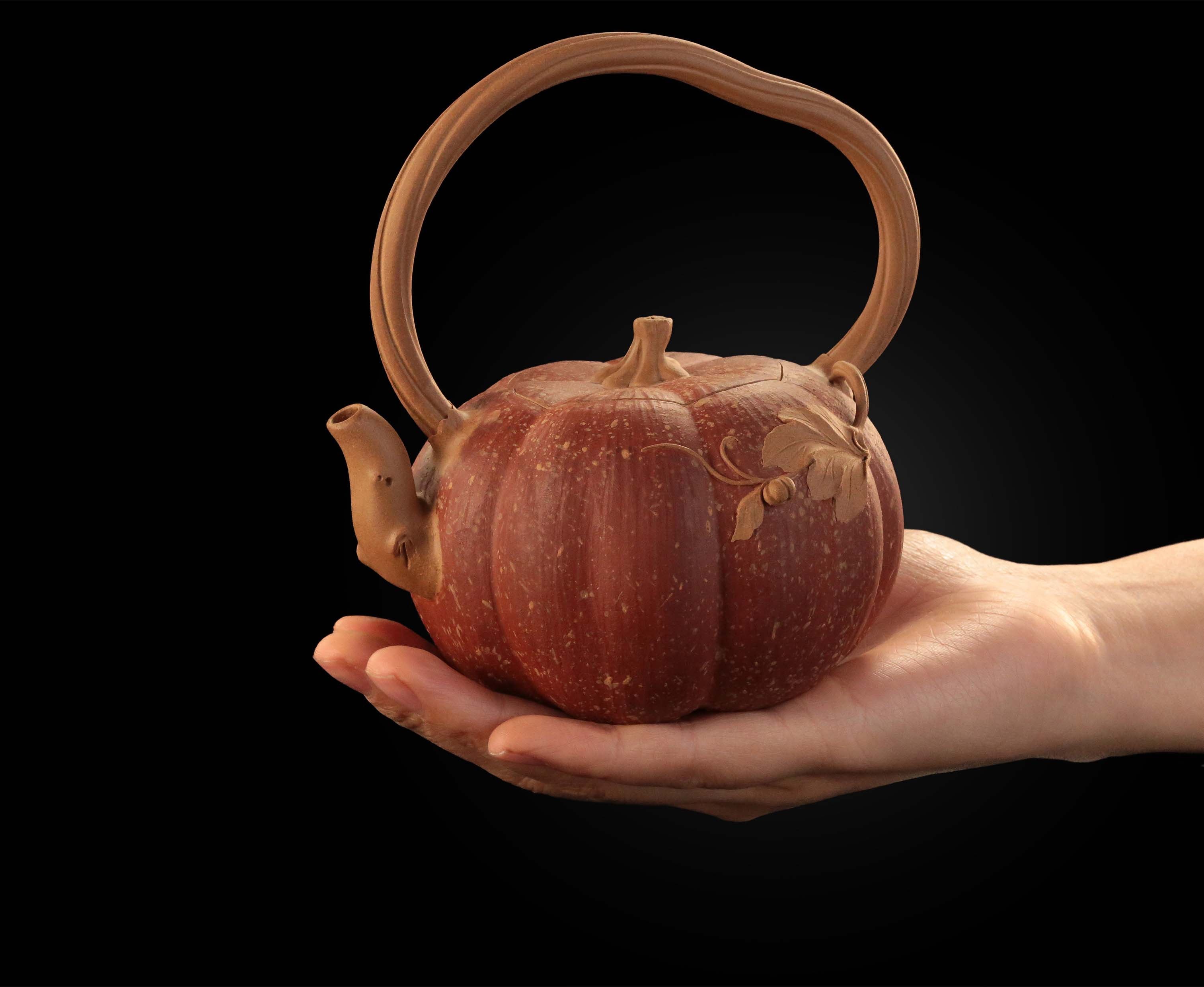 Duan Clay Pumpkin Beam-handle Teapot