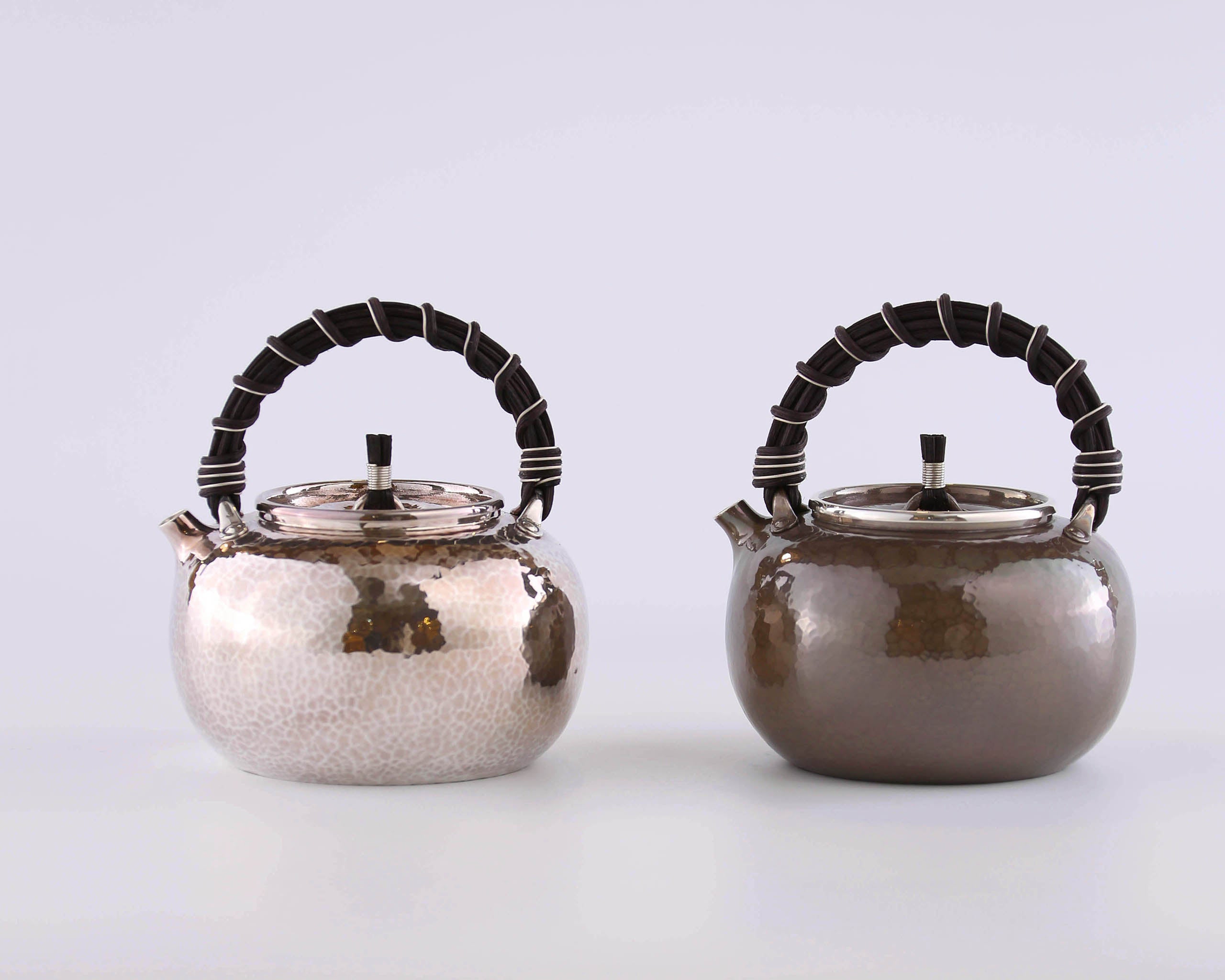 苹果形藤把提梁银壶