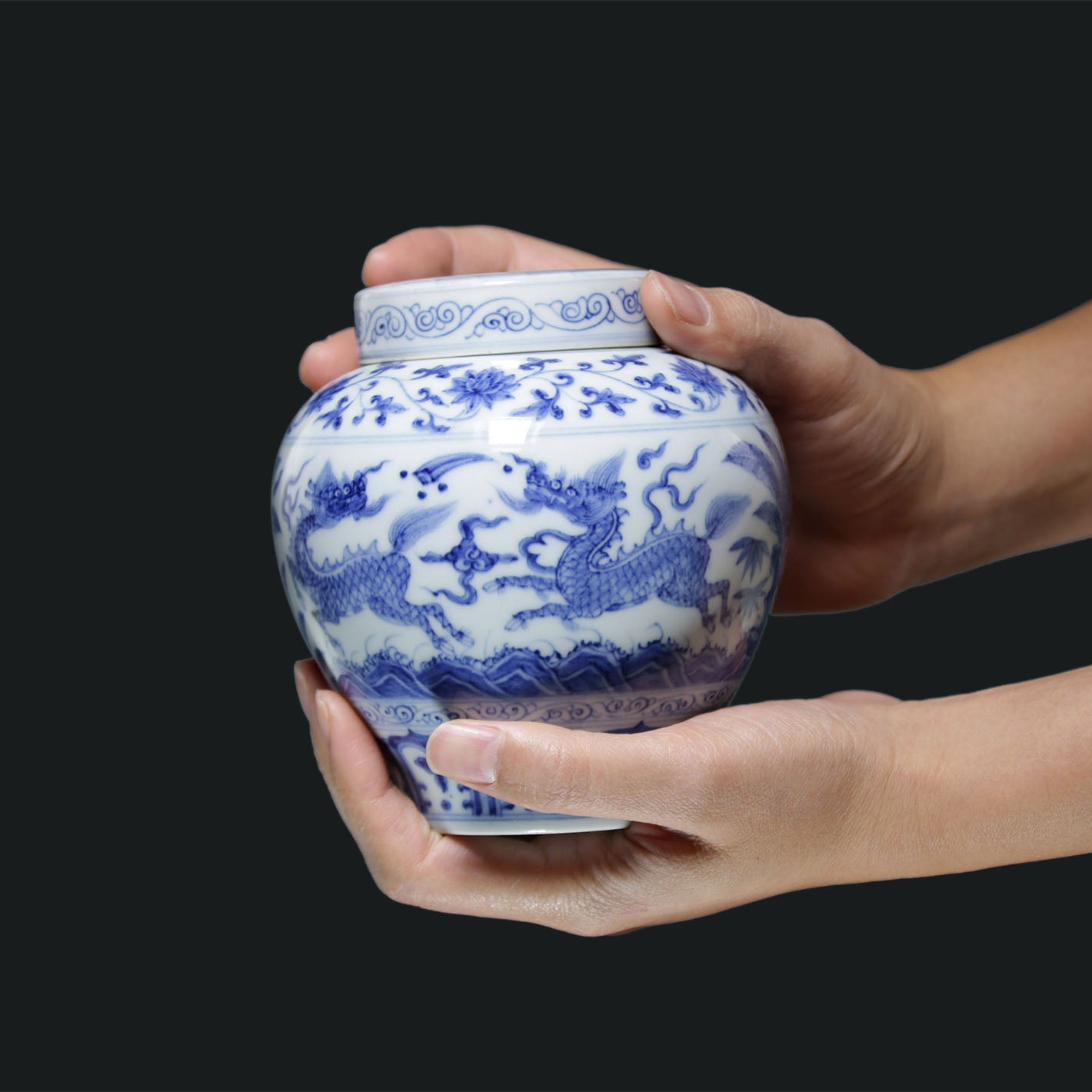 青花麒麟茶叶罐