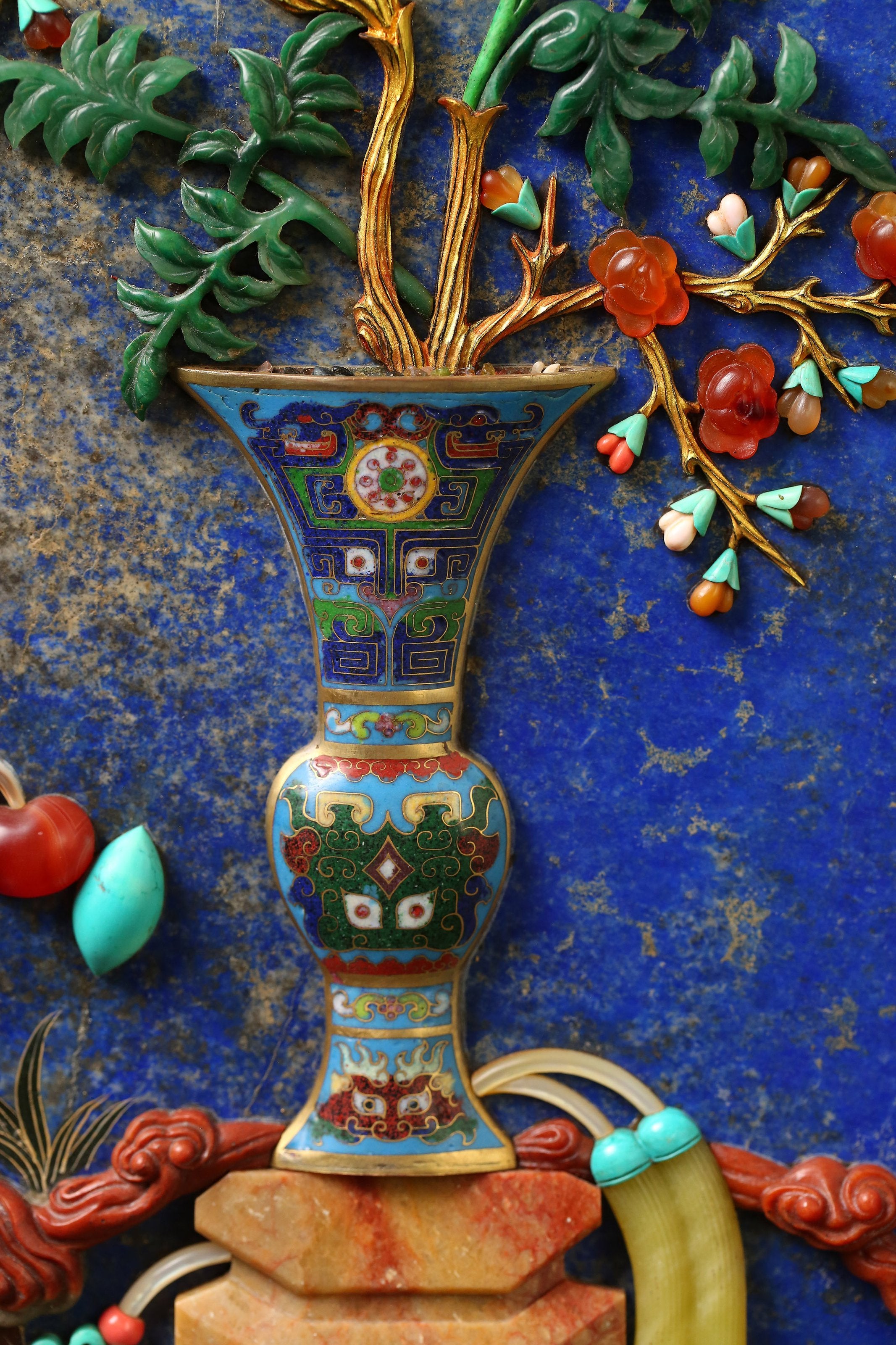 青金石百宝嵌博古图描金御题诗插屏