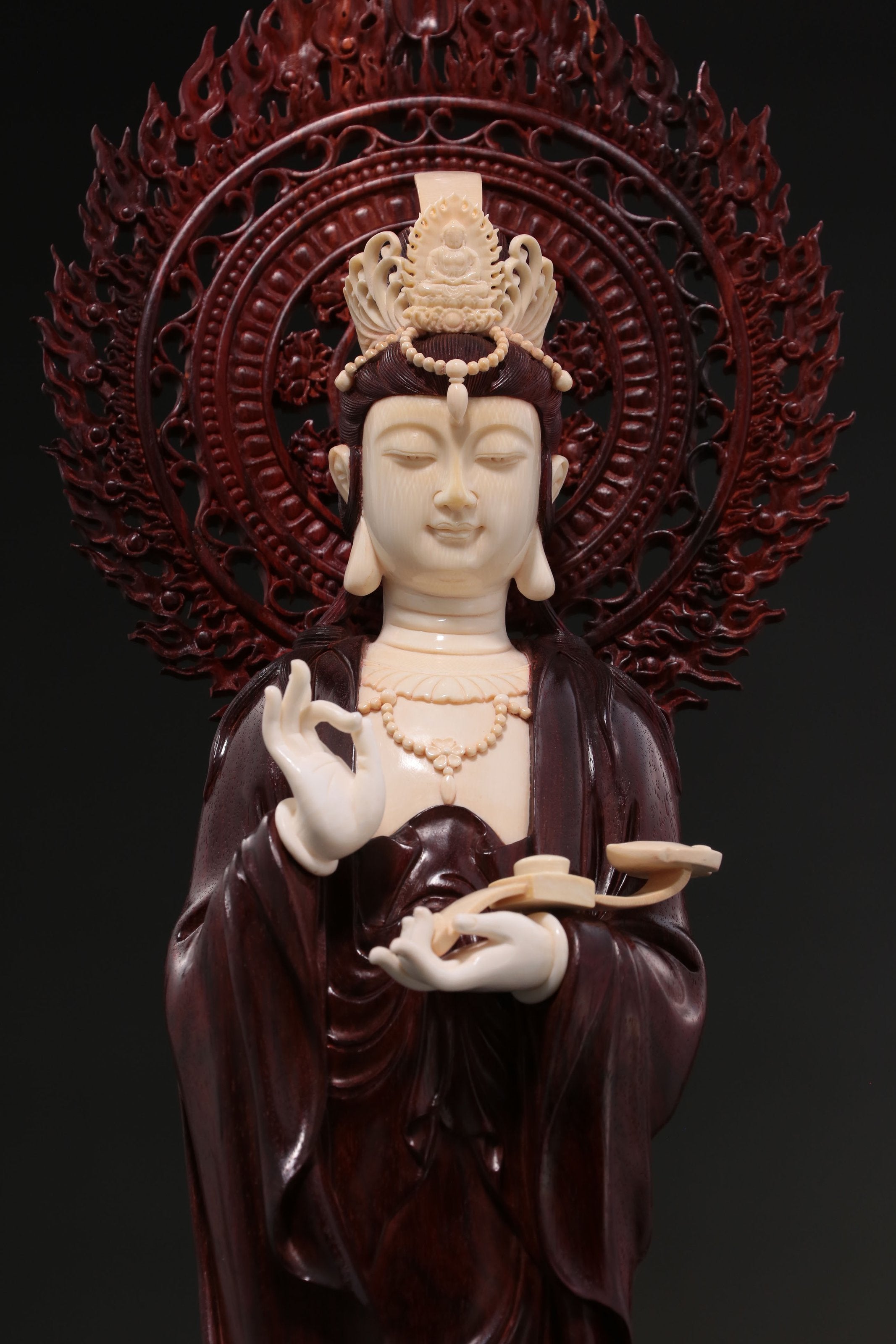 Ruyi Guanyin