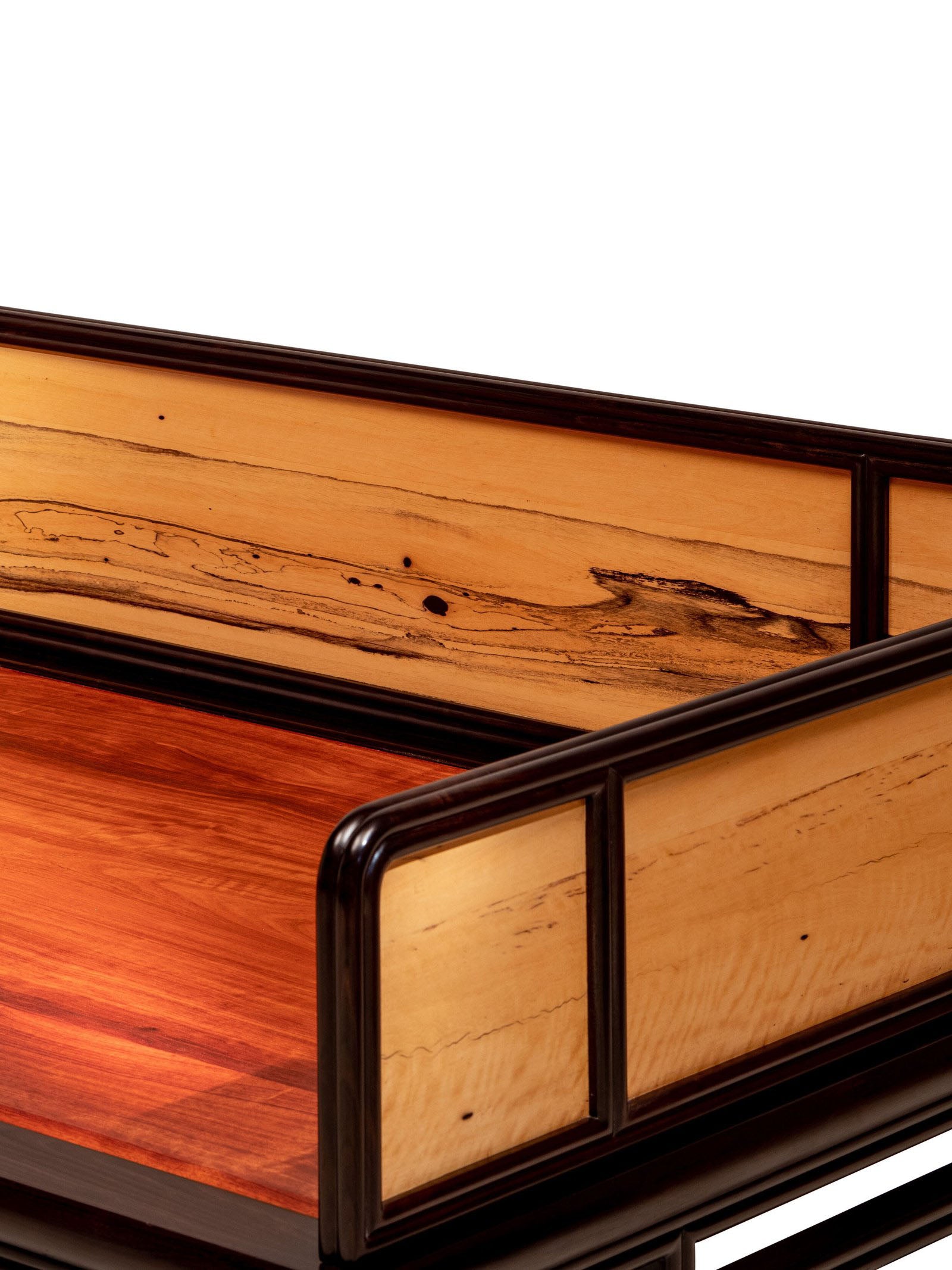 Waistless Three-Panel Luohan Bed