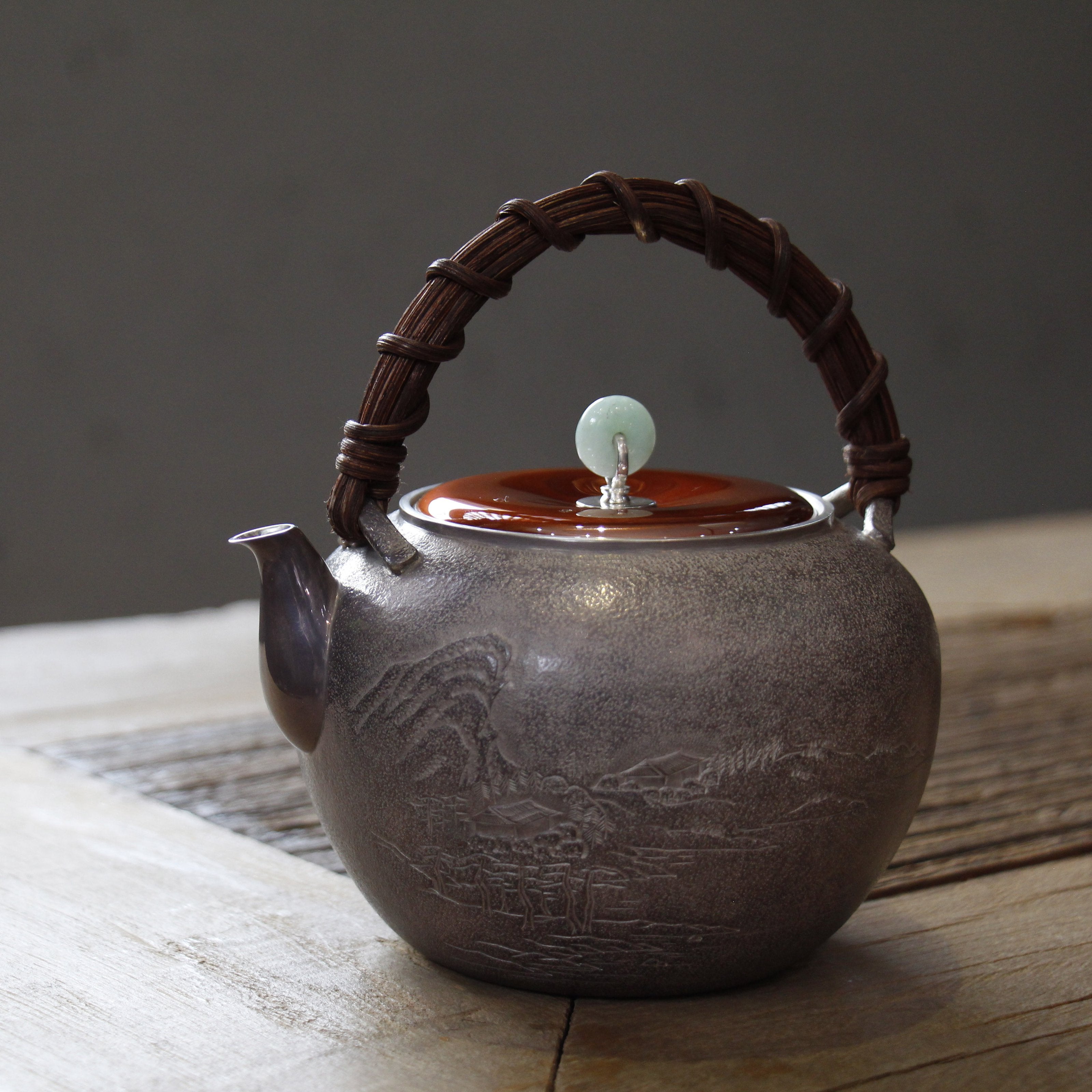 大雅堂制山水藤把紫皮純銀壺