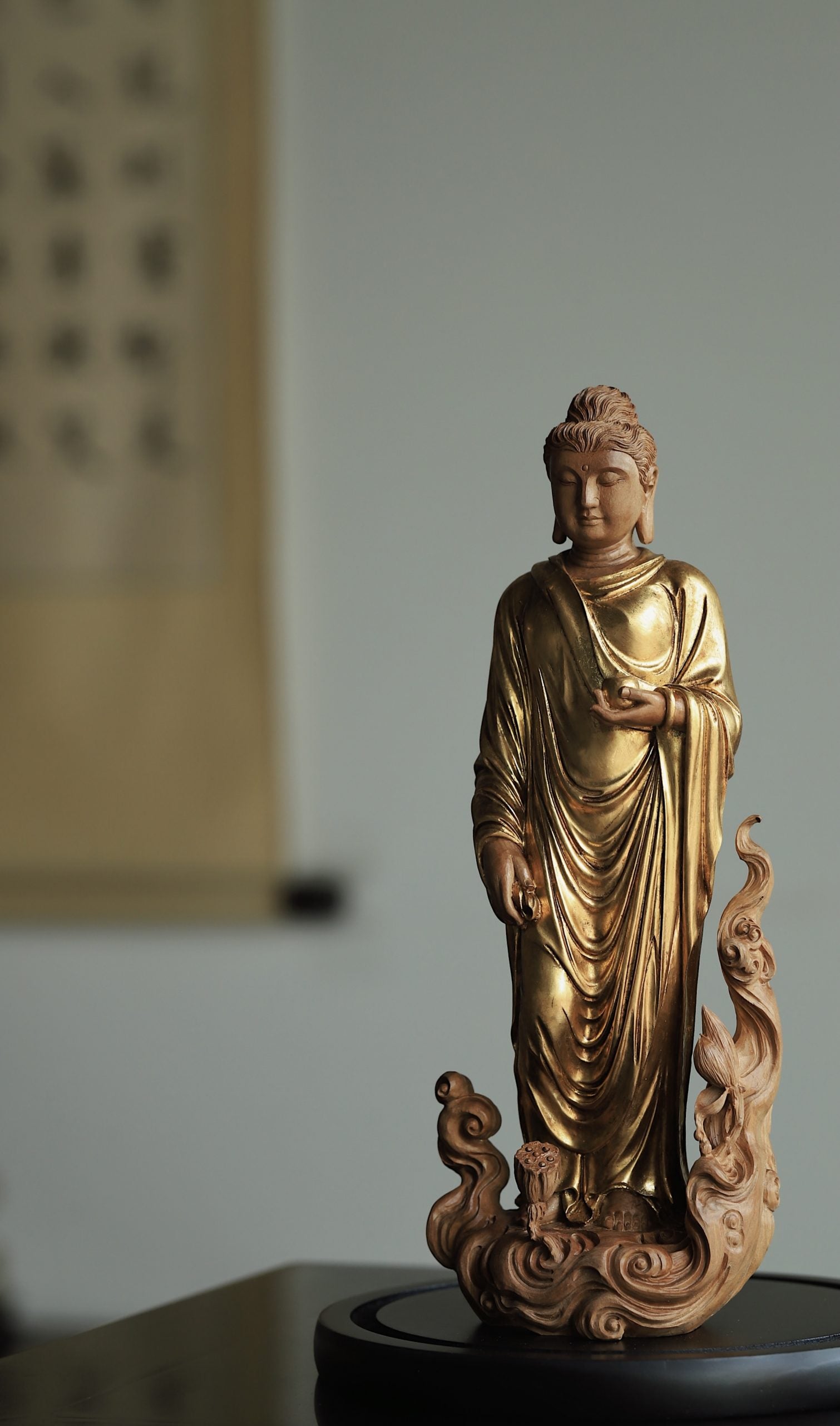 Submerged Old Sandalwood Gilded Shakyamuni