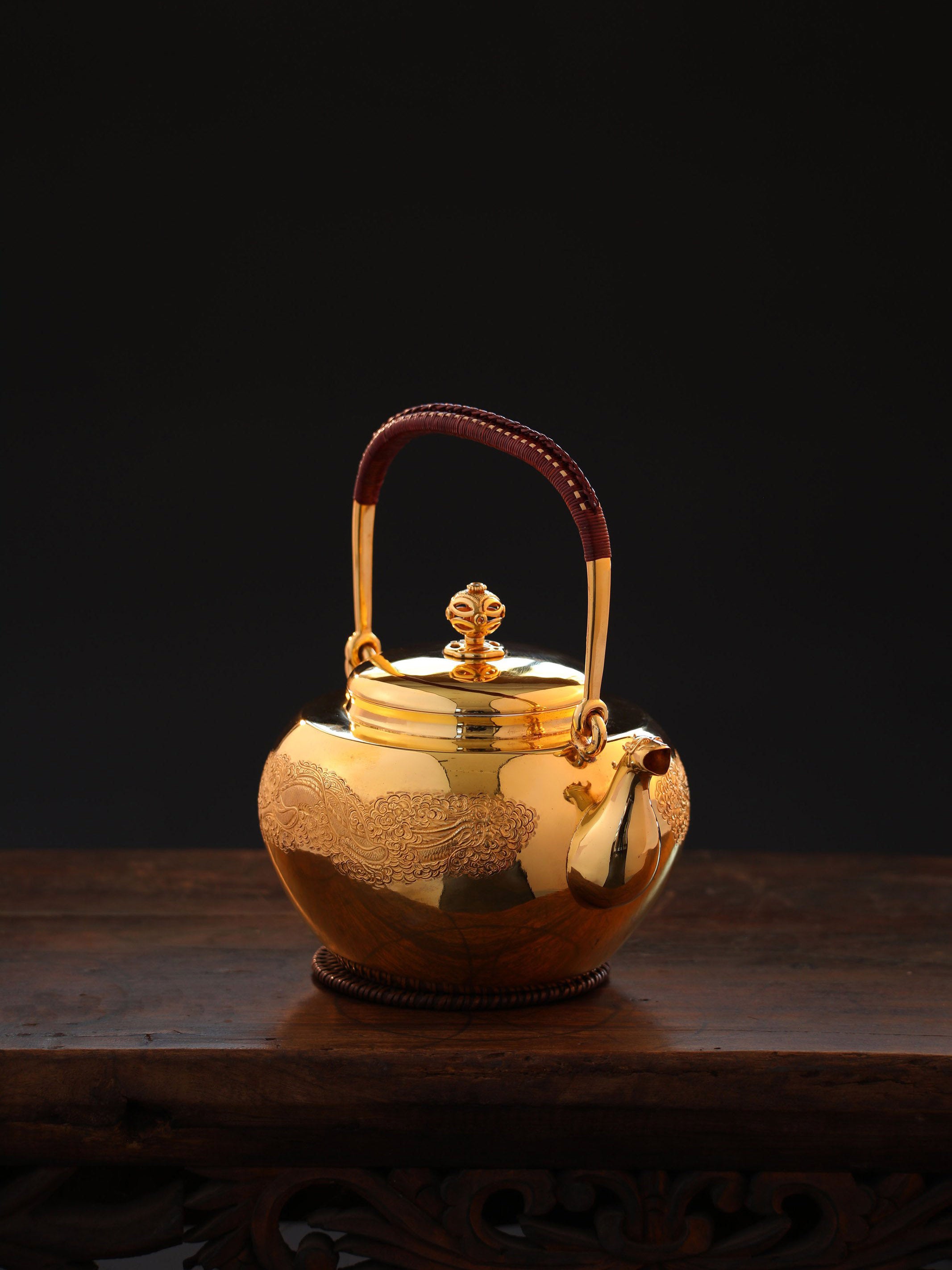 獸口雲龍純銀鍍金壺