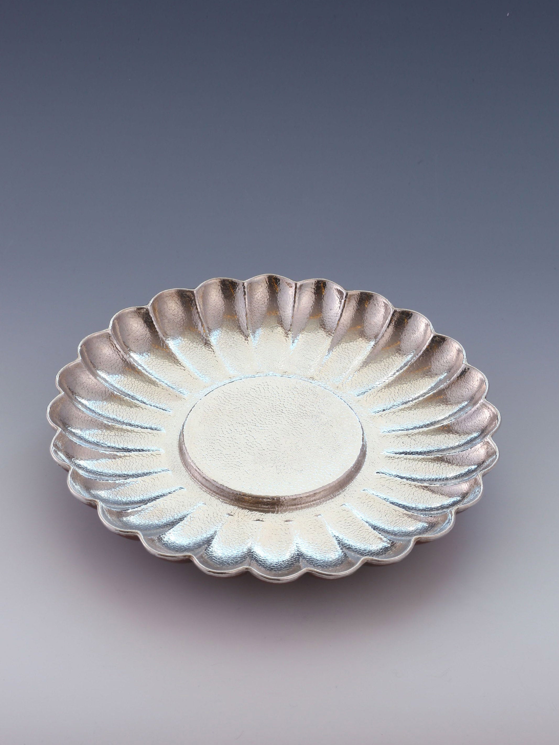 Song Dynasty Chrysanthemum Petal Copper-Wrapped Silver Tea Tray