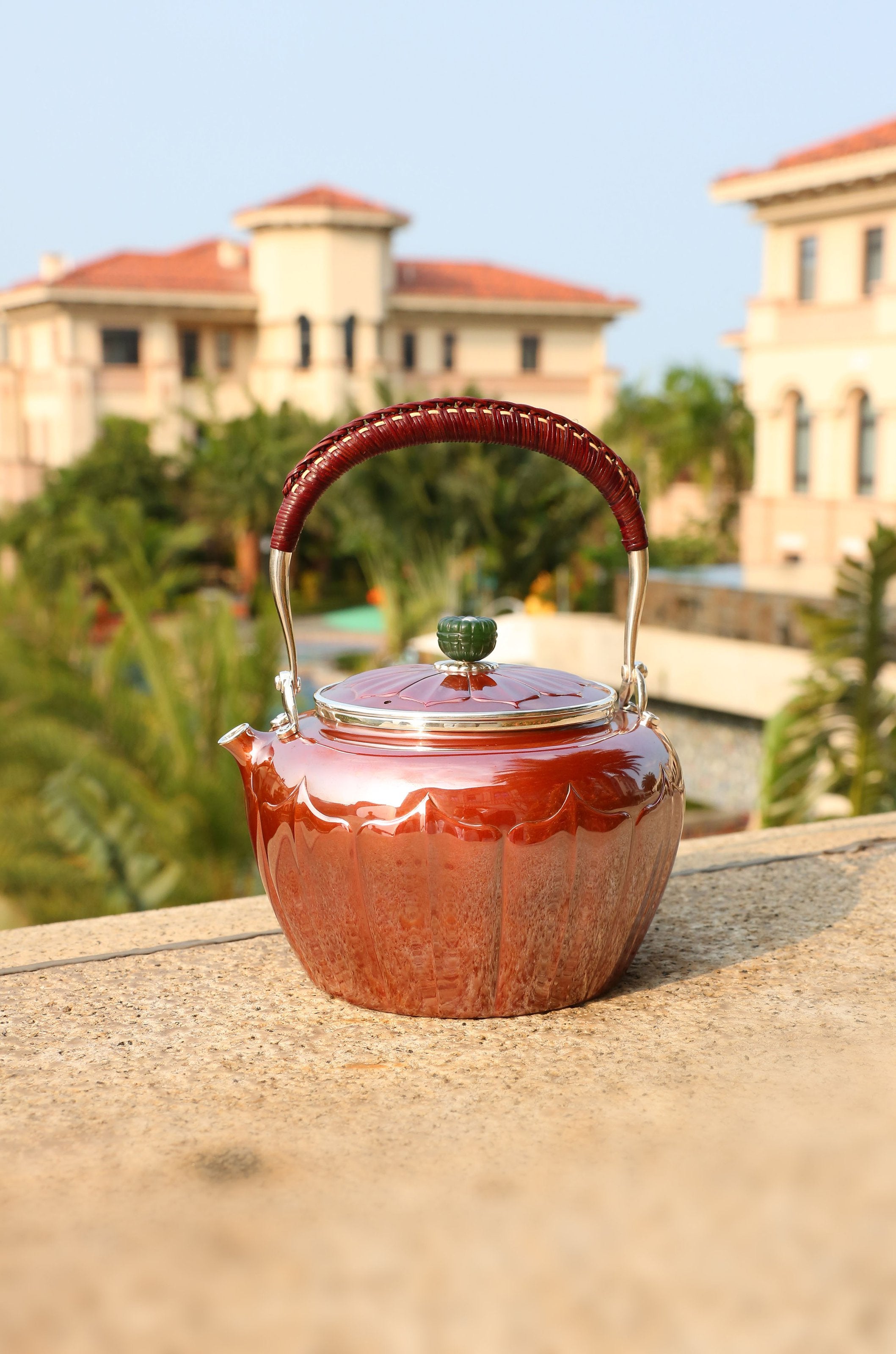 宋韻蓮瓣銅包銀銀壺