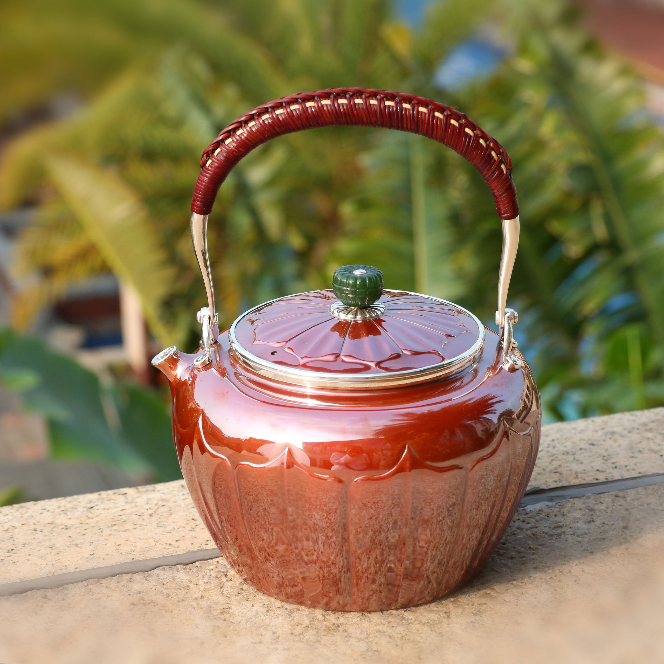 宋韻蓮瓣銅包銀銀壺