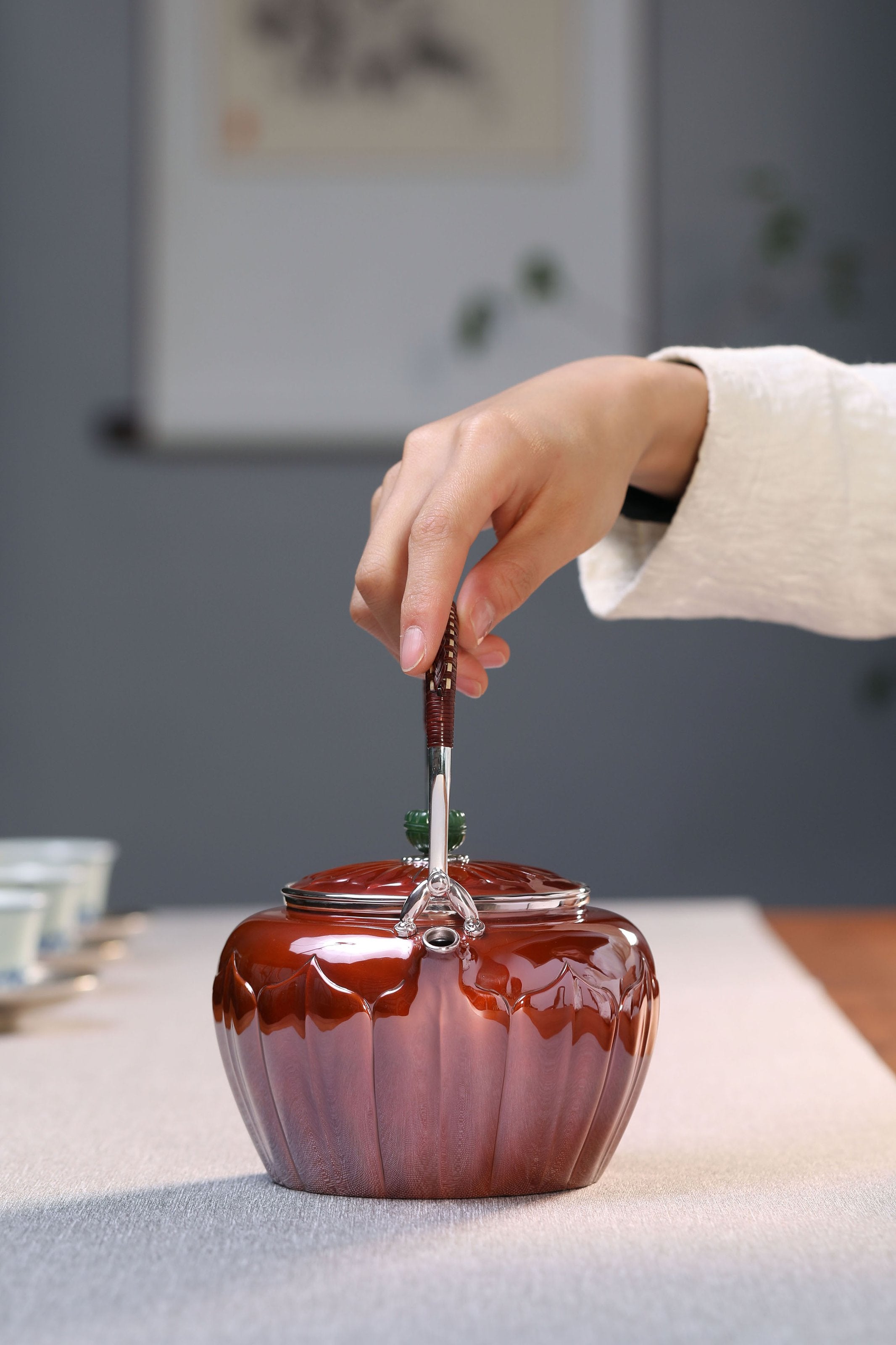 宋韻蓮瓣銅包銀銀壺