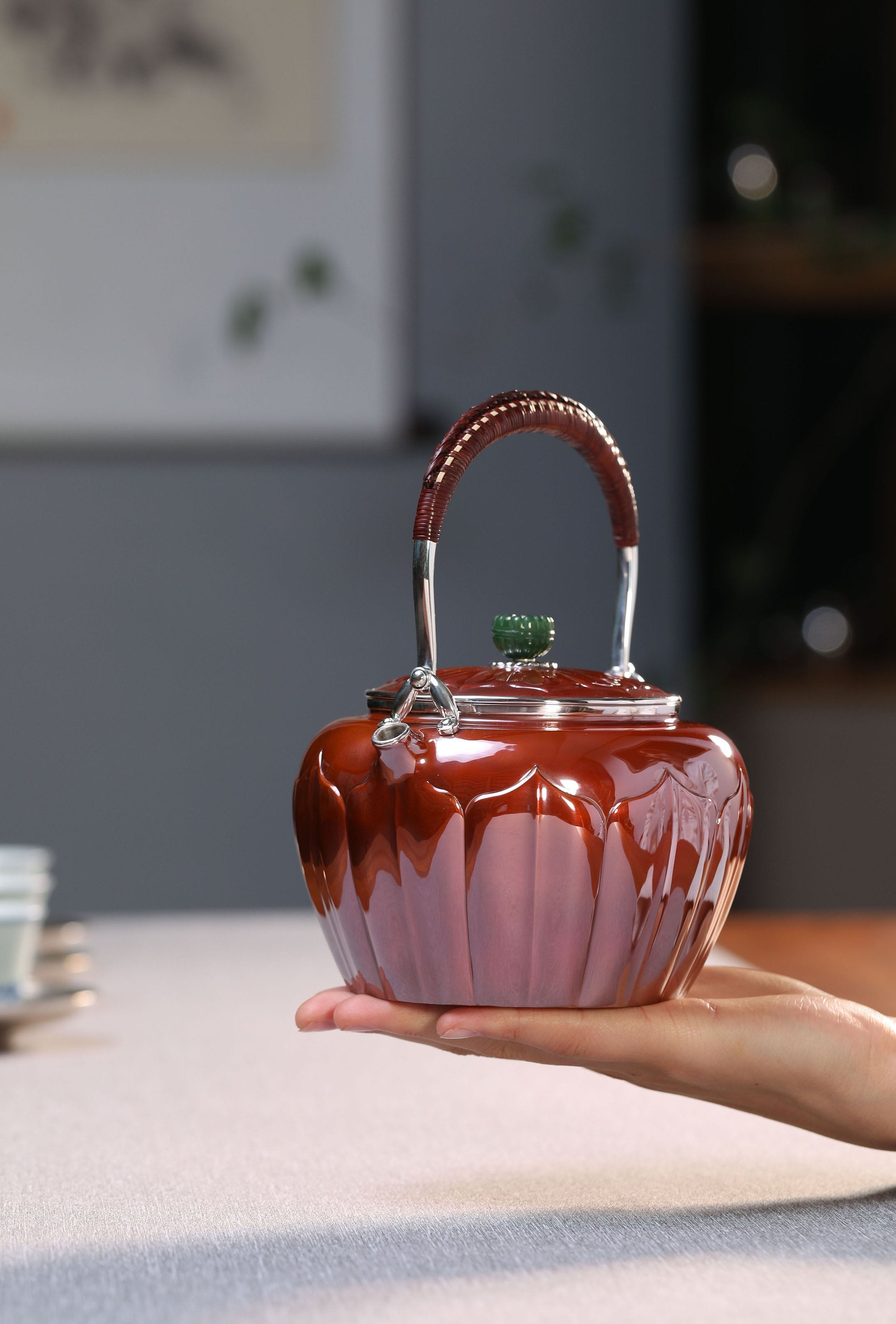 宋韻蓮瓣銅包銀銀壺