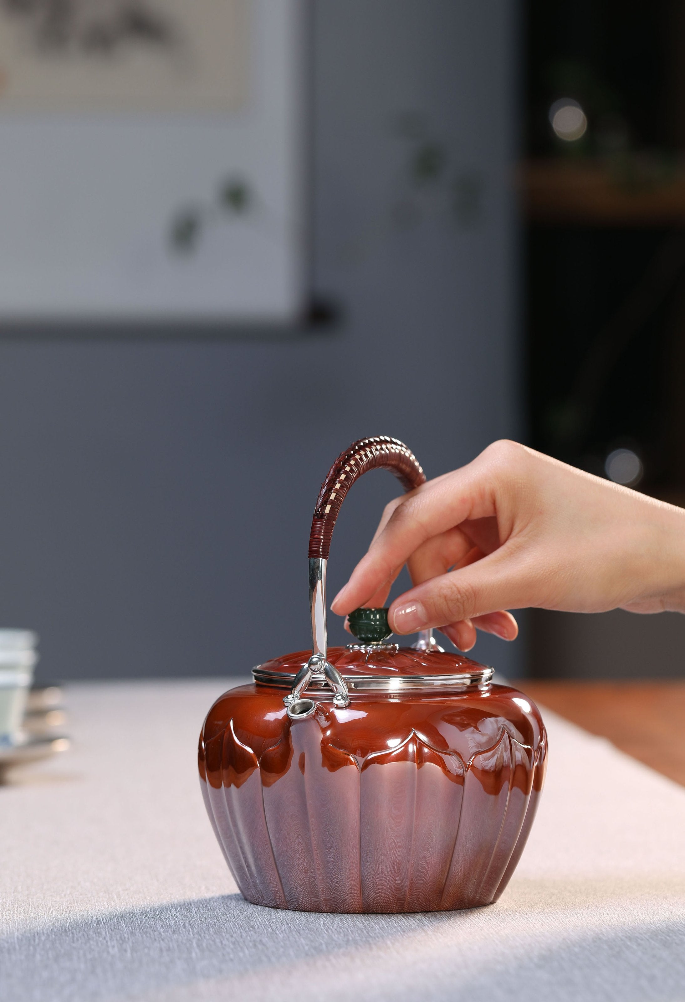 宋韻蓮瓣銅包銀銀壺