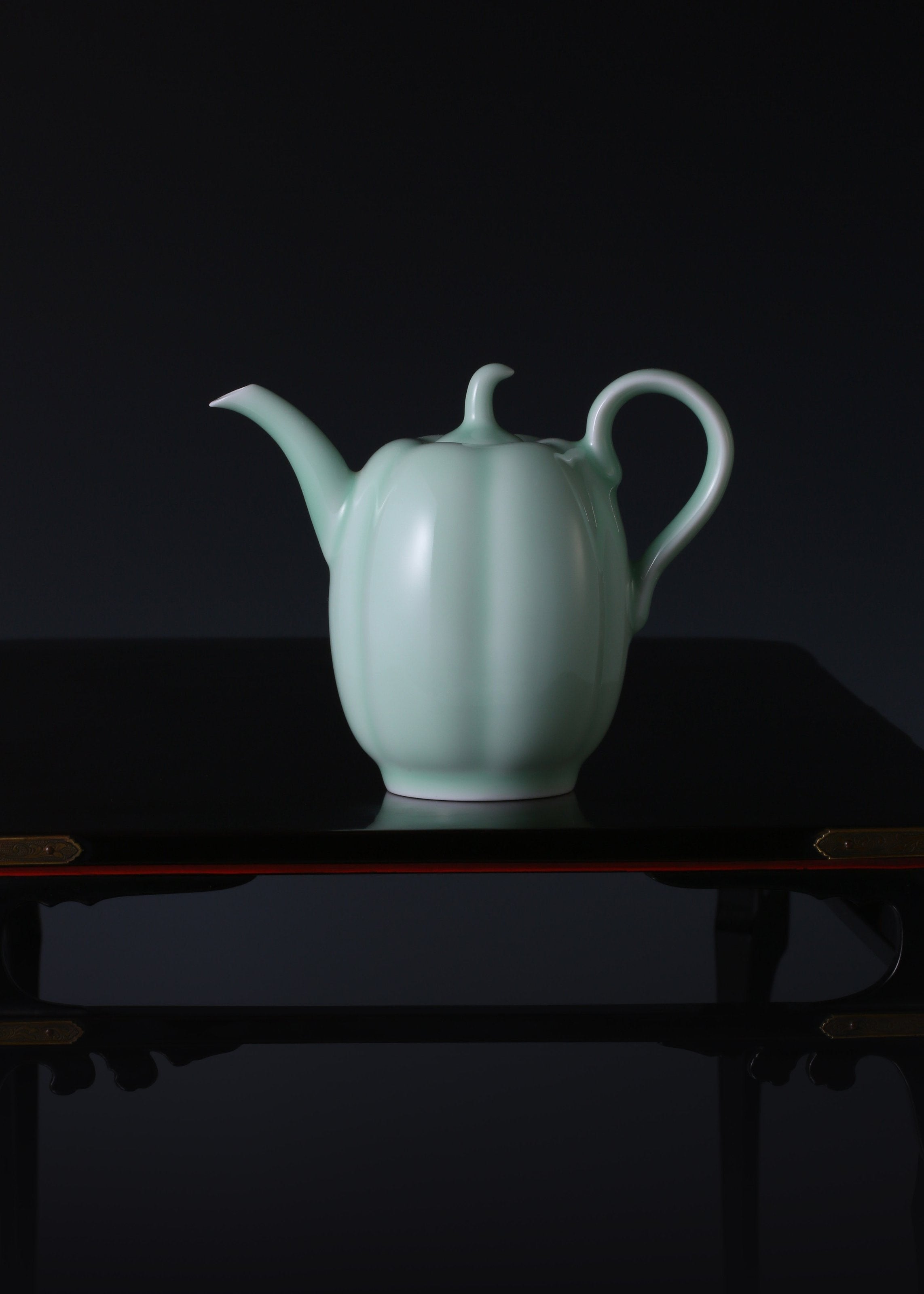 Song-Style Bluish-White Glazed Melon-Ribbed Ewer