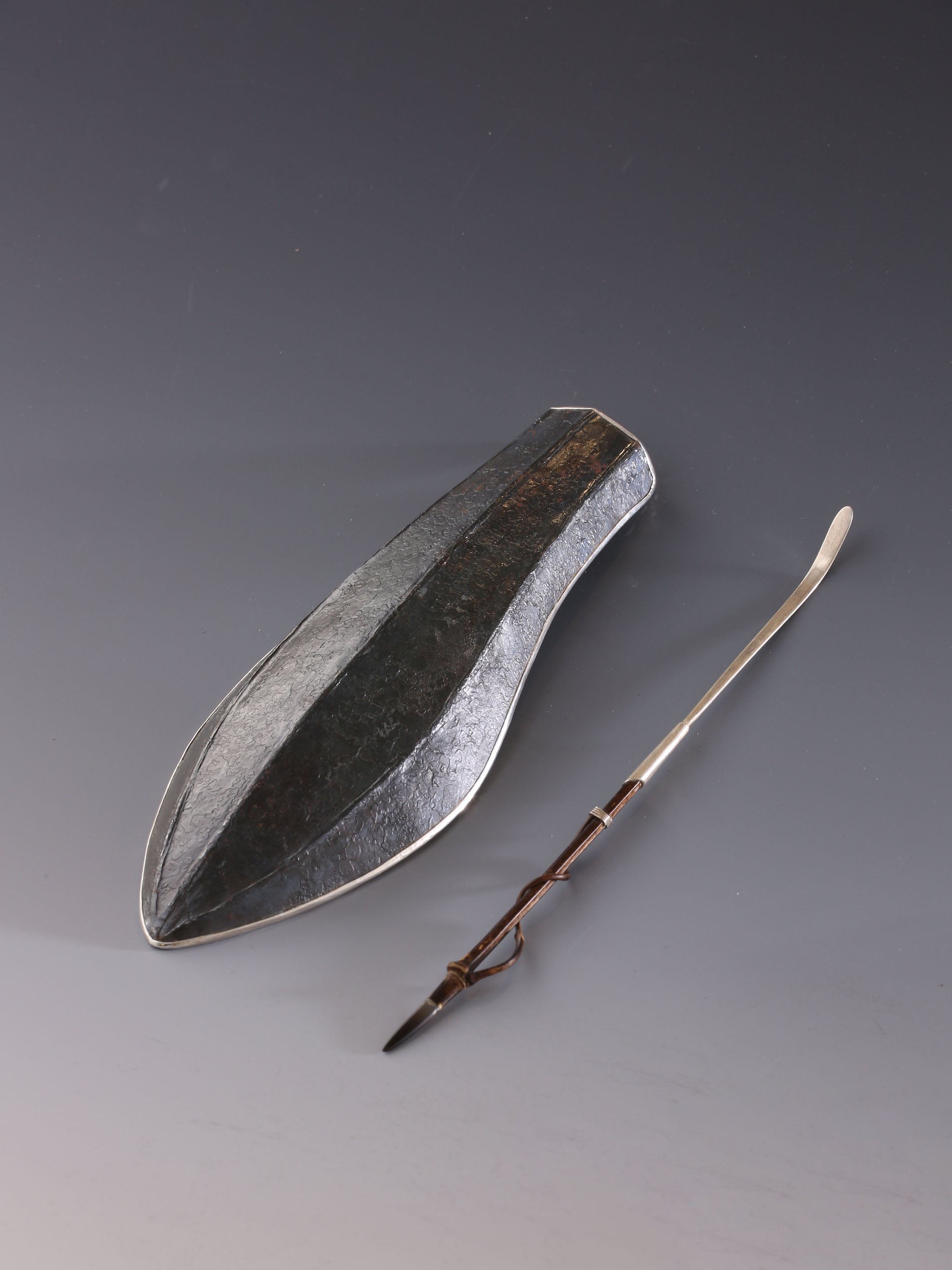 铁包银莲花瓣茶荷